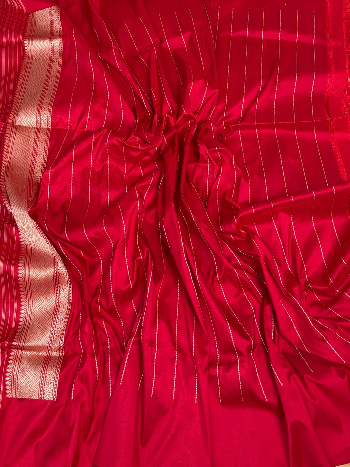 Red Handwoven Pure Banarasi Rangkaat Silk Saree
