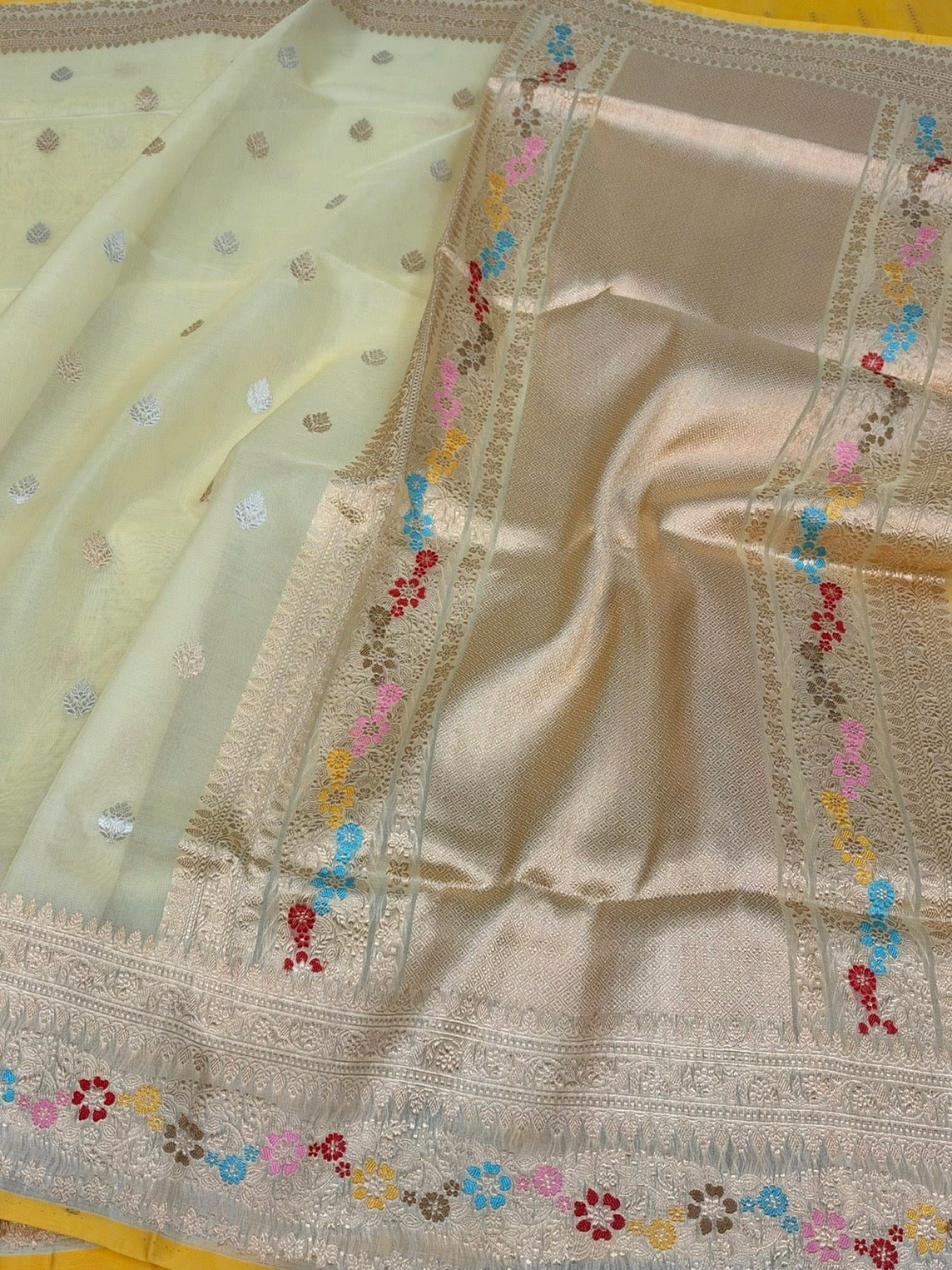 Yellow Handwoven Pure Banarasi Organza Saree