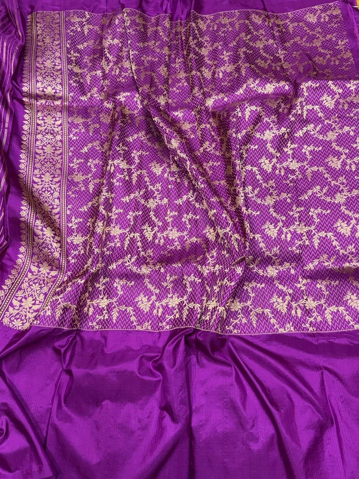 Mehndi Yellow Handwoven Pure Banarasi Ektara Silk Saree in Kadwa Weave – 100% Pure Mulberry Silk