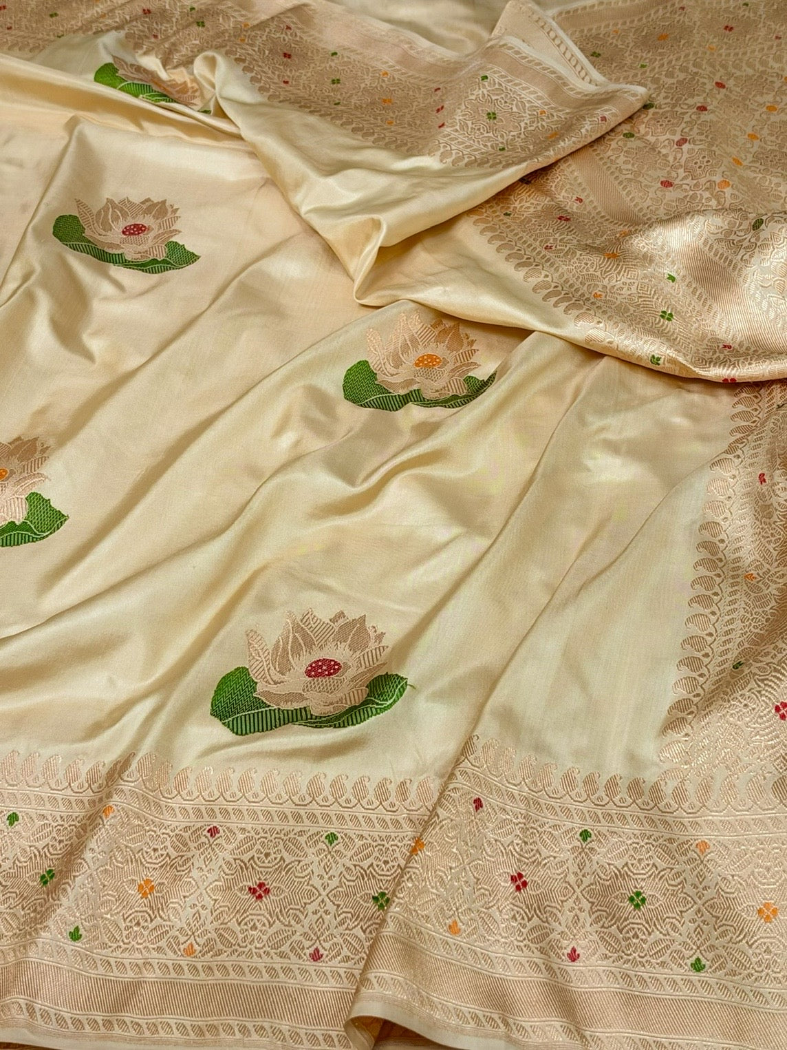 Ivory Cream Handwoven Pure Banarasi Ektara Silk Saree