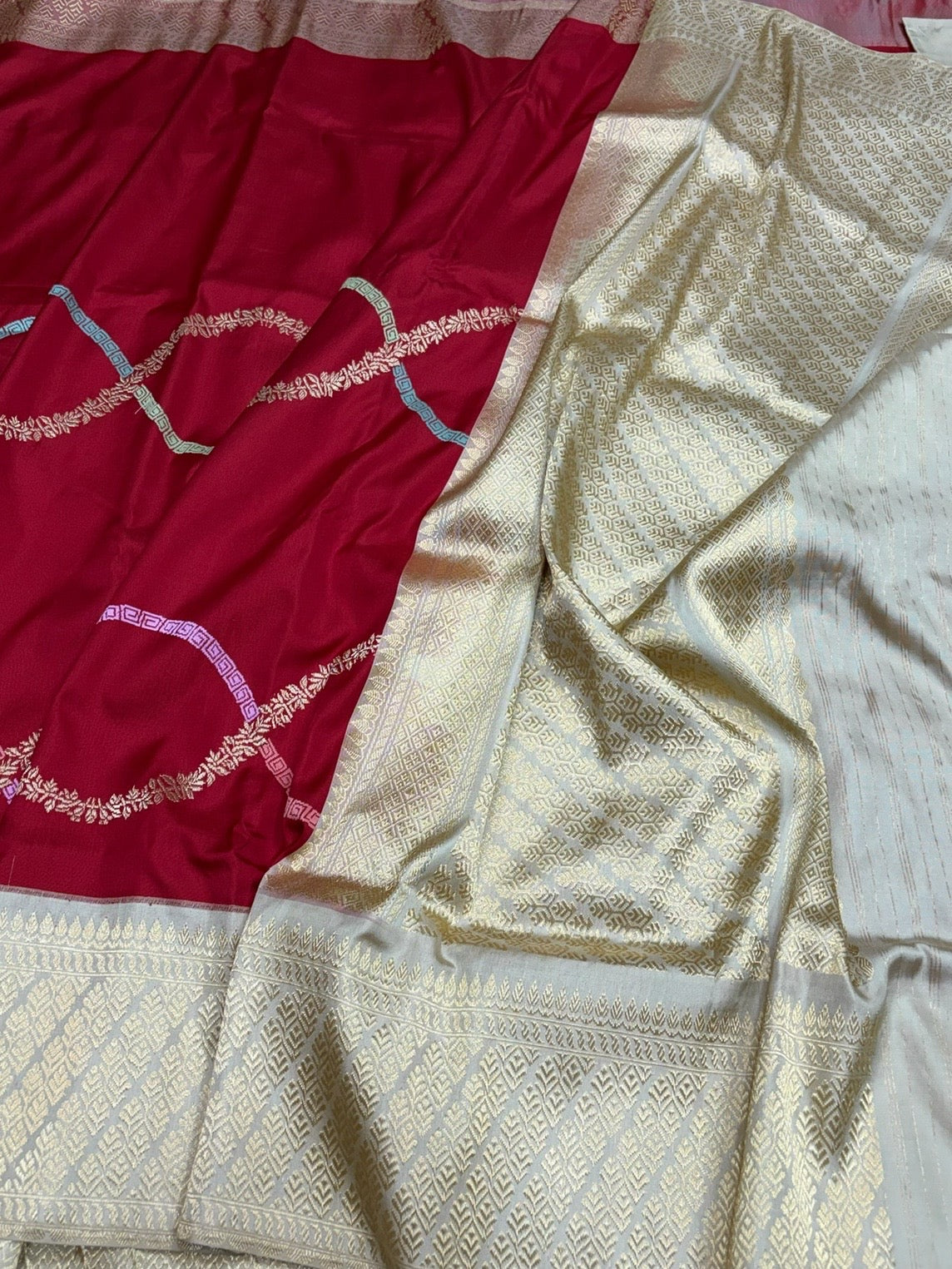 Red Handwoven Ektara Pure Banarasi Silk Saree