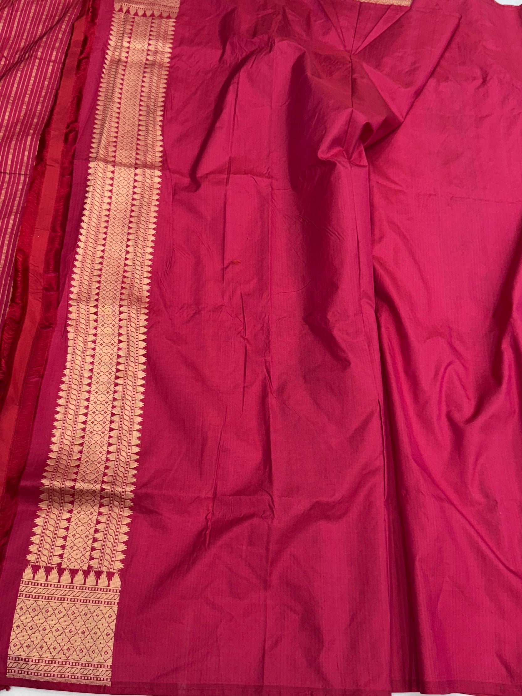 Rani Pink Banarasi Pure Rangkaat Silk Saree – Cutwork Weave in 100% Pure Katan Silk