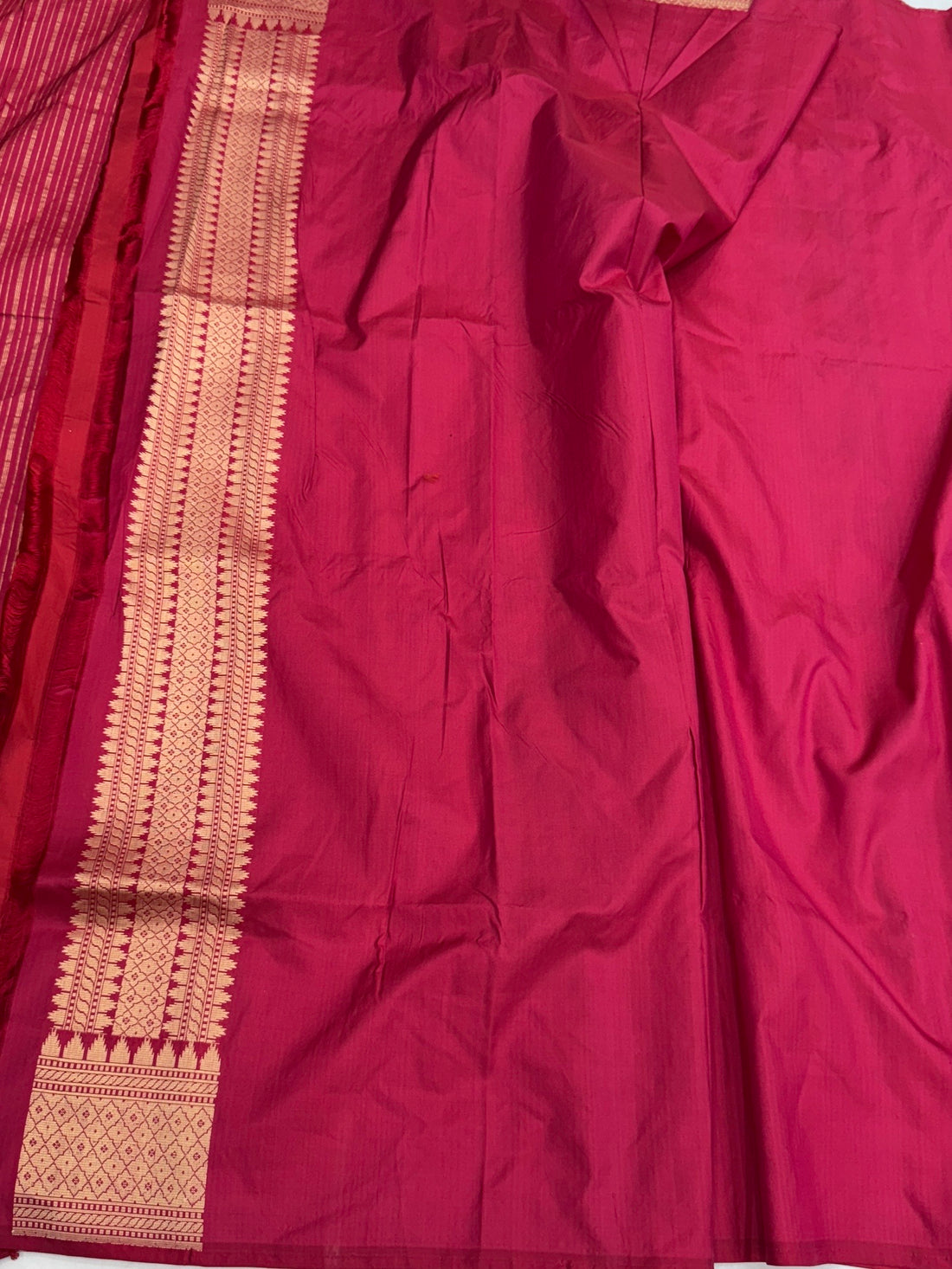 Rani Pink Pure Banarasi Rangkaat Silk Saree