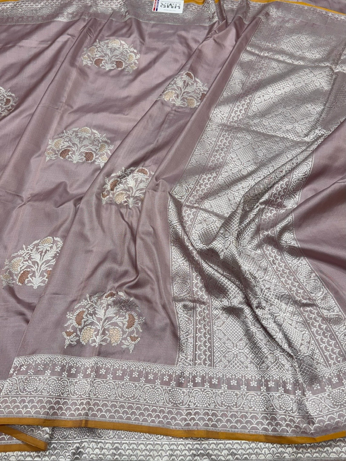 Mauve Handwoven Pure Banarasi Ektara Silk Saree