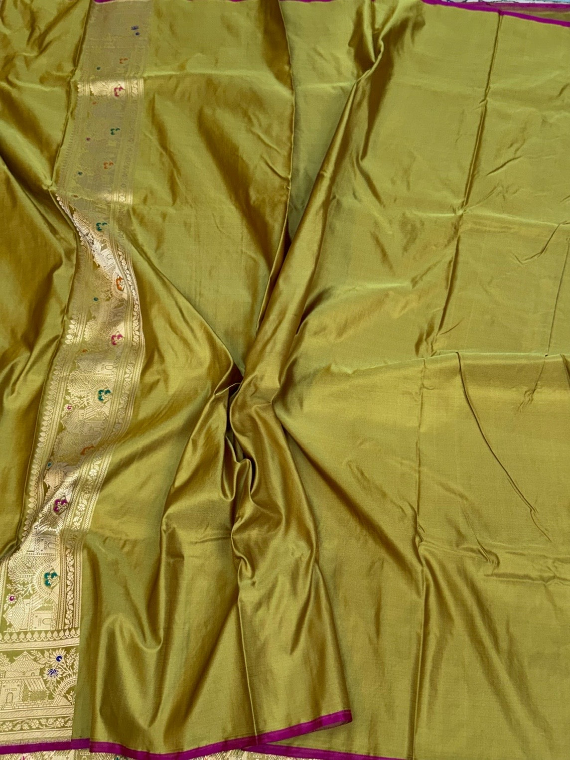 Mehndi Yellow Handwoven Pure Banarasi Satin Silk Saree