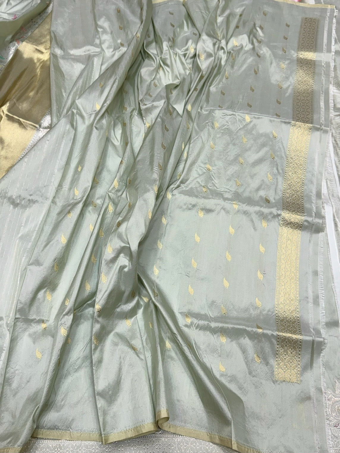 Pista Handwoven Pure Banarasi Silk Saree