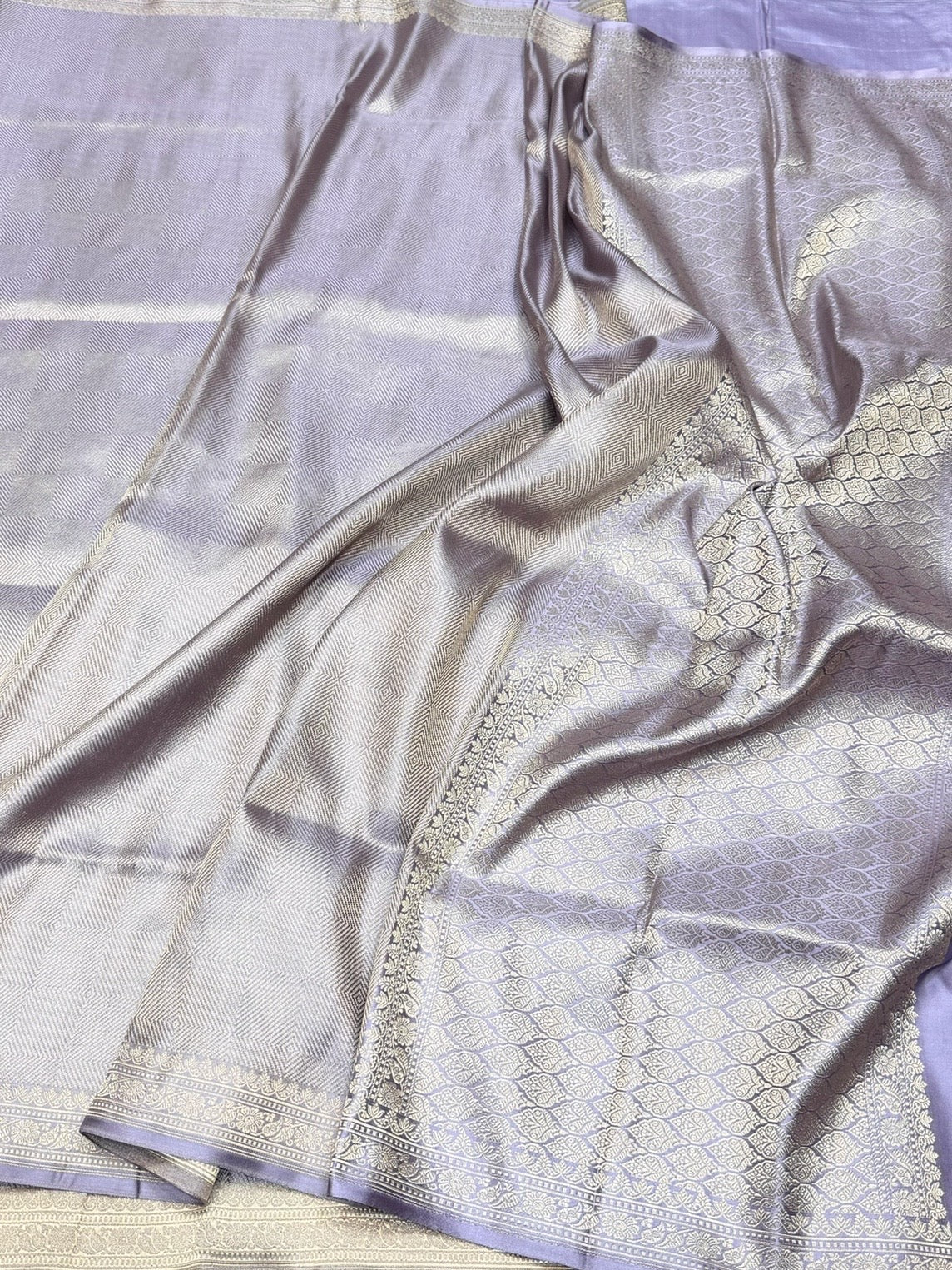 Lavender Handwoven Pure Banarasi Satin Silk Brocade Saree – Luxury Brocade Work