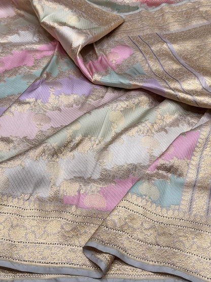 Lilac Handwoven Pure Banarasi Rangkaat Silk Saree