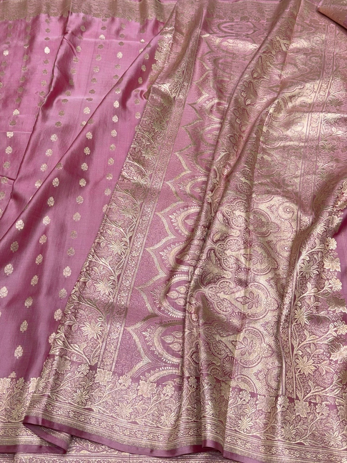 Baby Pink Handwoven Vintage Pure Banarasi Satin Silk Saree