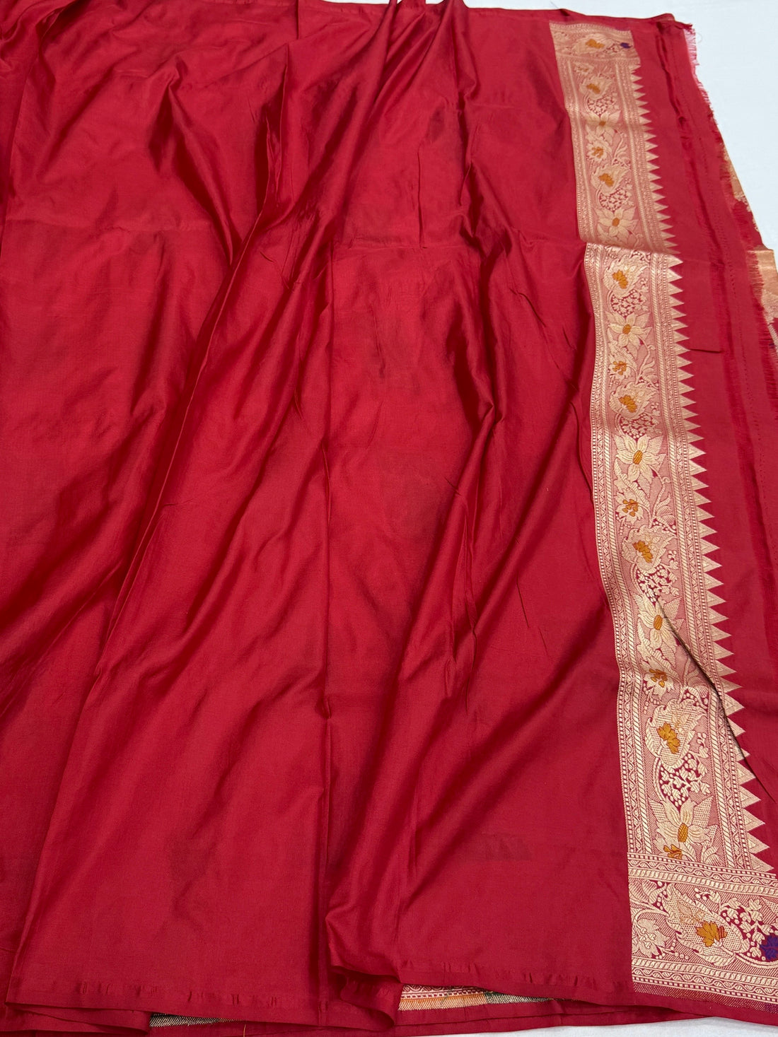 Red Rangkaat Pure Banarasi Saree
