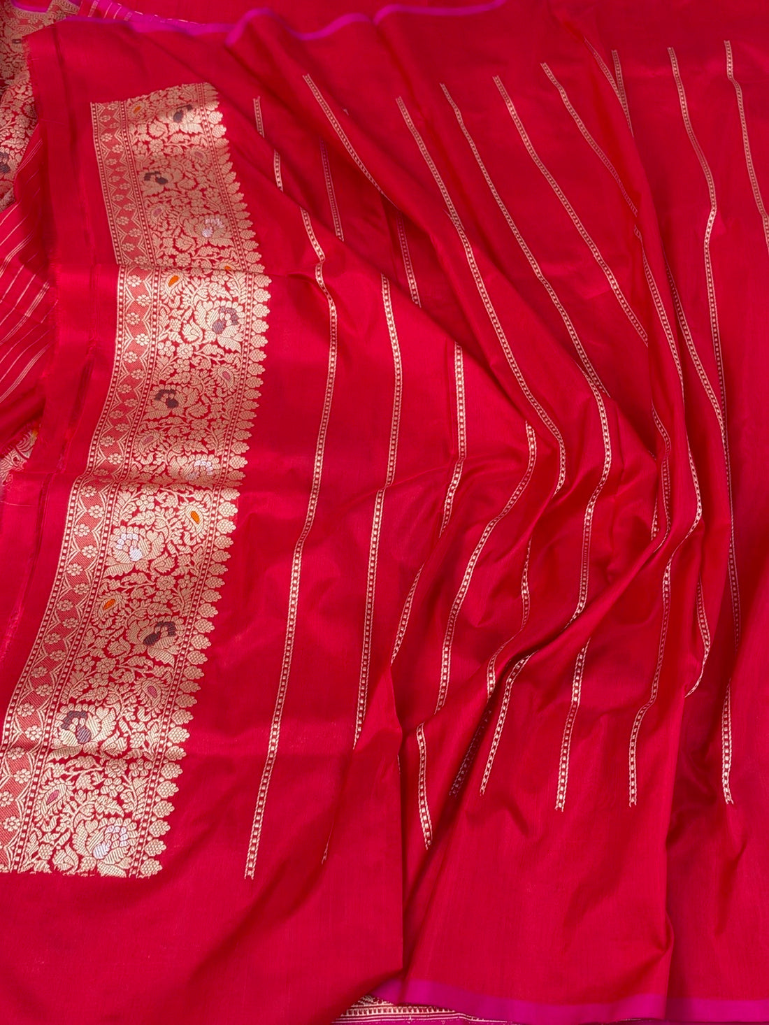Red Handwoven Pure Banarasi Rangkaat Silk Saree