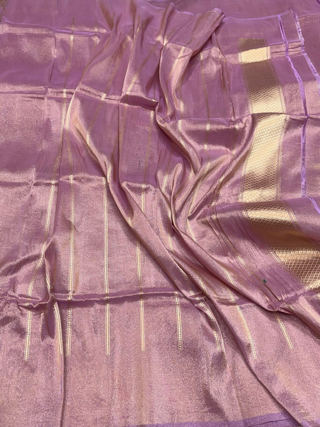 Lavender Tissue Handwoven Pure Banarasi Tissue Saree
