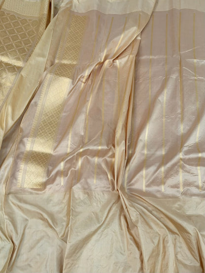 Pink Handwoven Pure Banarasi Organza Silk Saree
