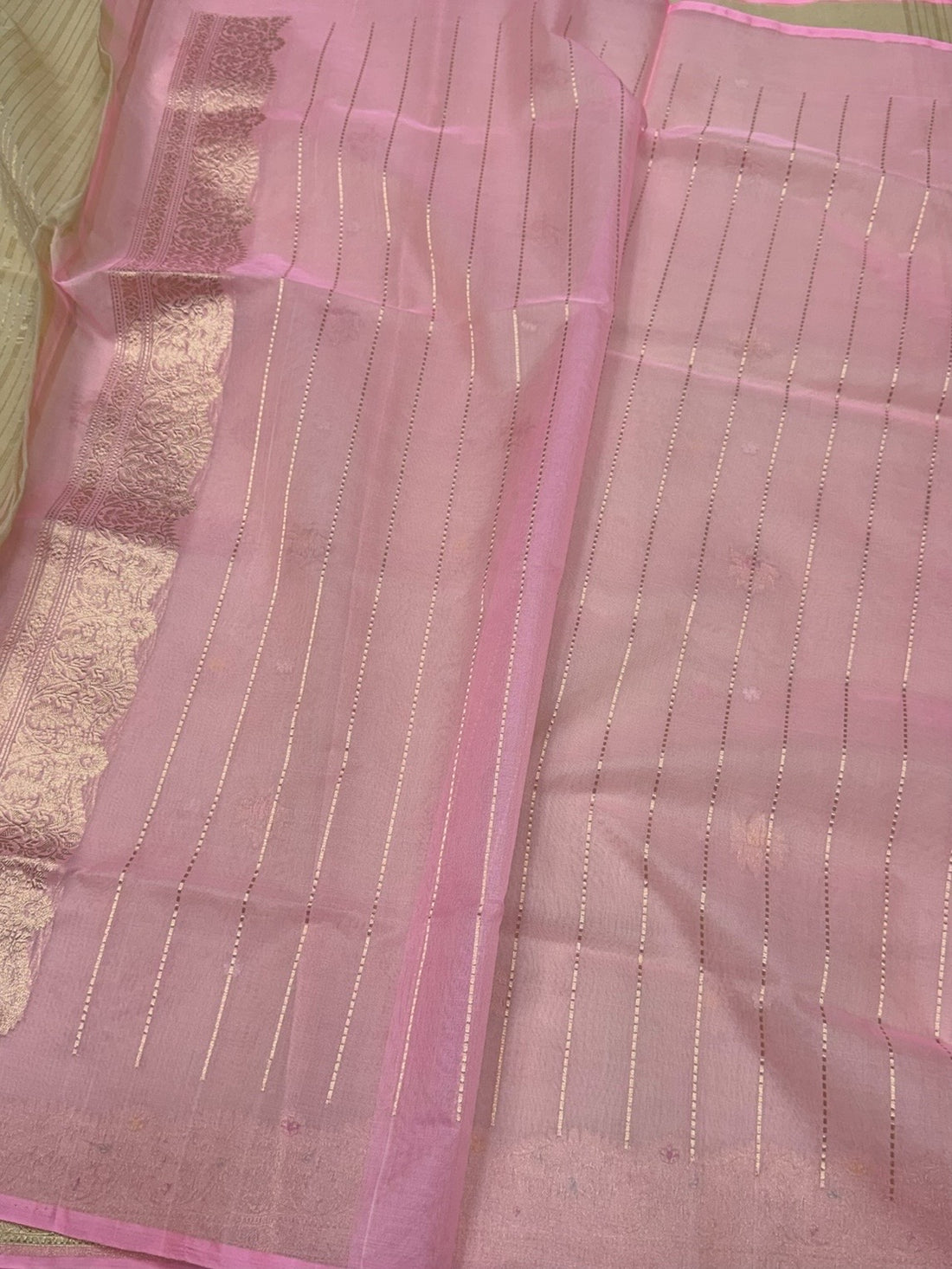 Ivory Handwoven Pure Banarasi Organza Silk Saree