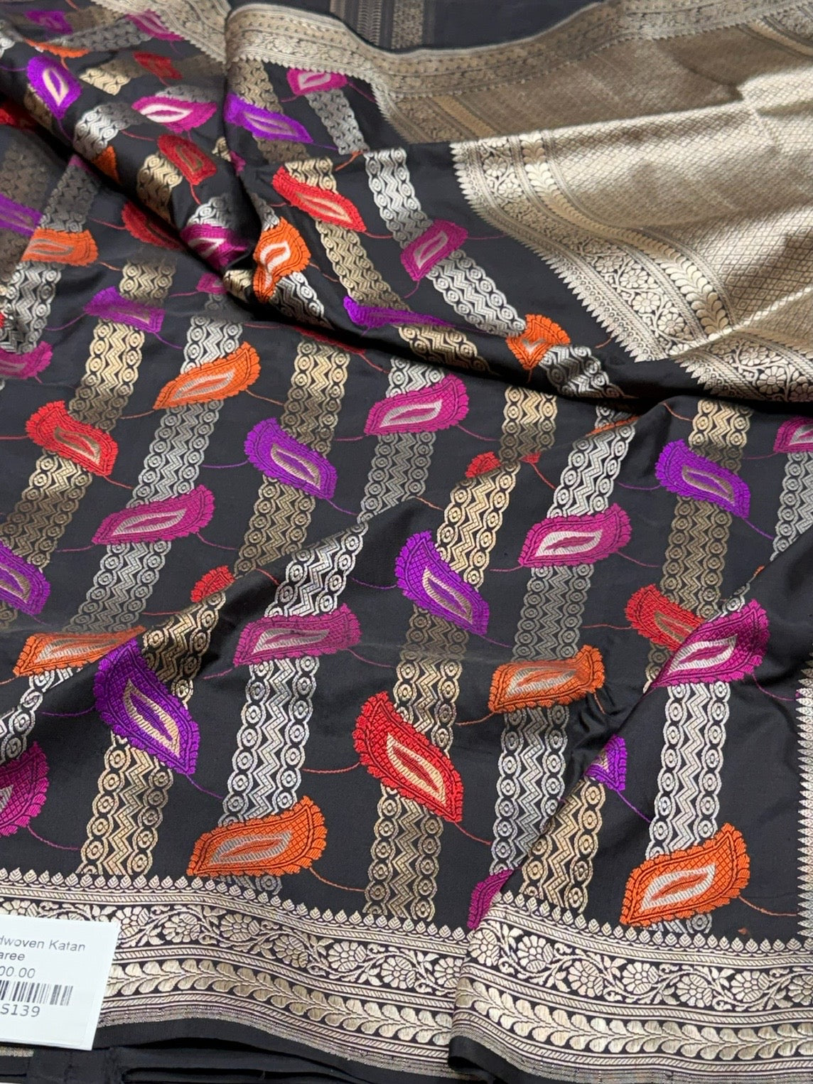 Black Handwoven Pure Banarasi Silk Saree – Kadwa Weave in 100% Katan Mulberry Silk