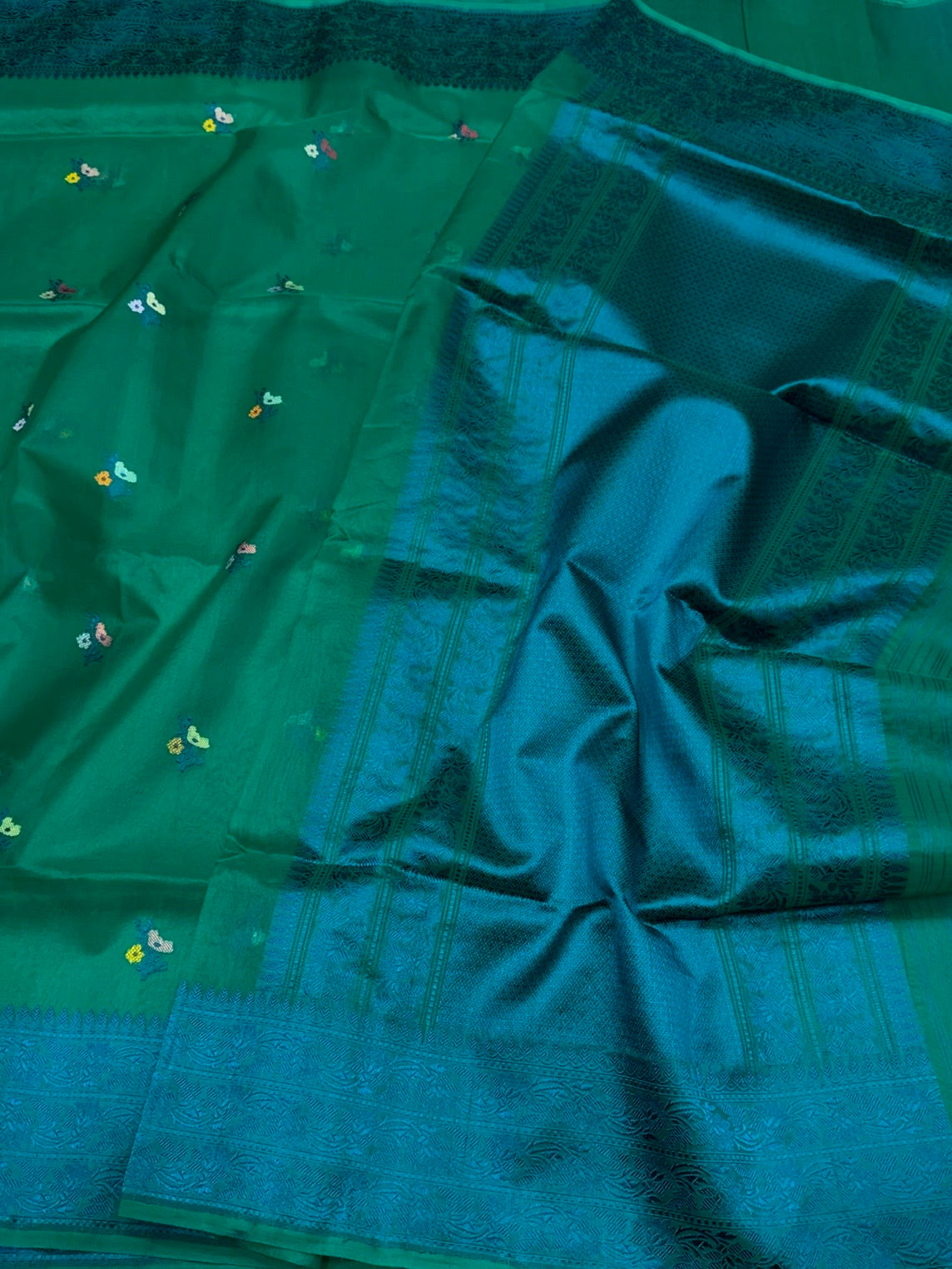 Teal Green Handwoven Pure Organza Silk Saree