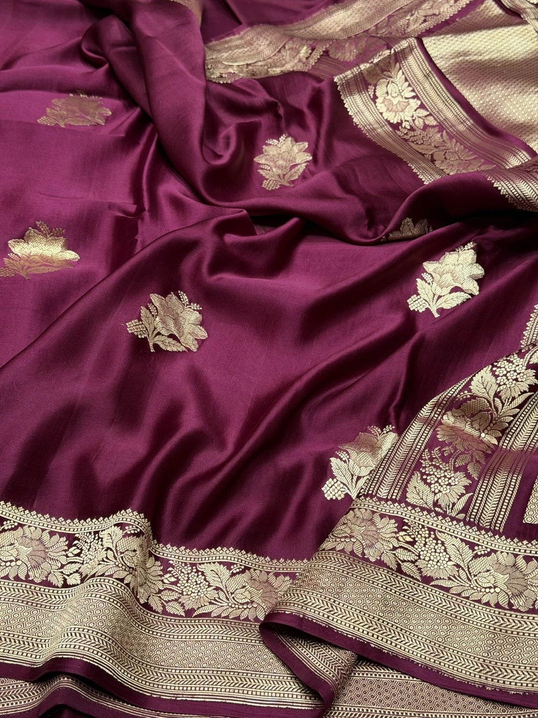Wine Handwoven Pure Mashru Banarasi Satin Silk Saree – Kadwa Weave Heritage Handloom