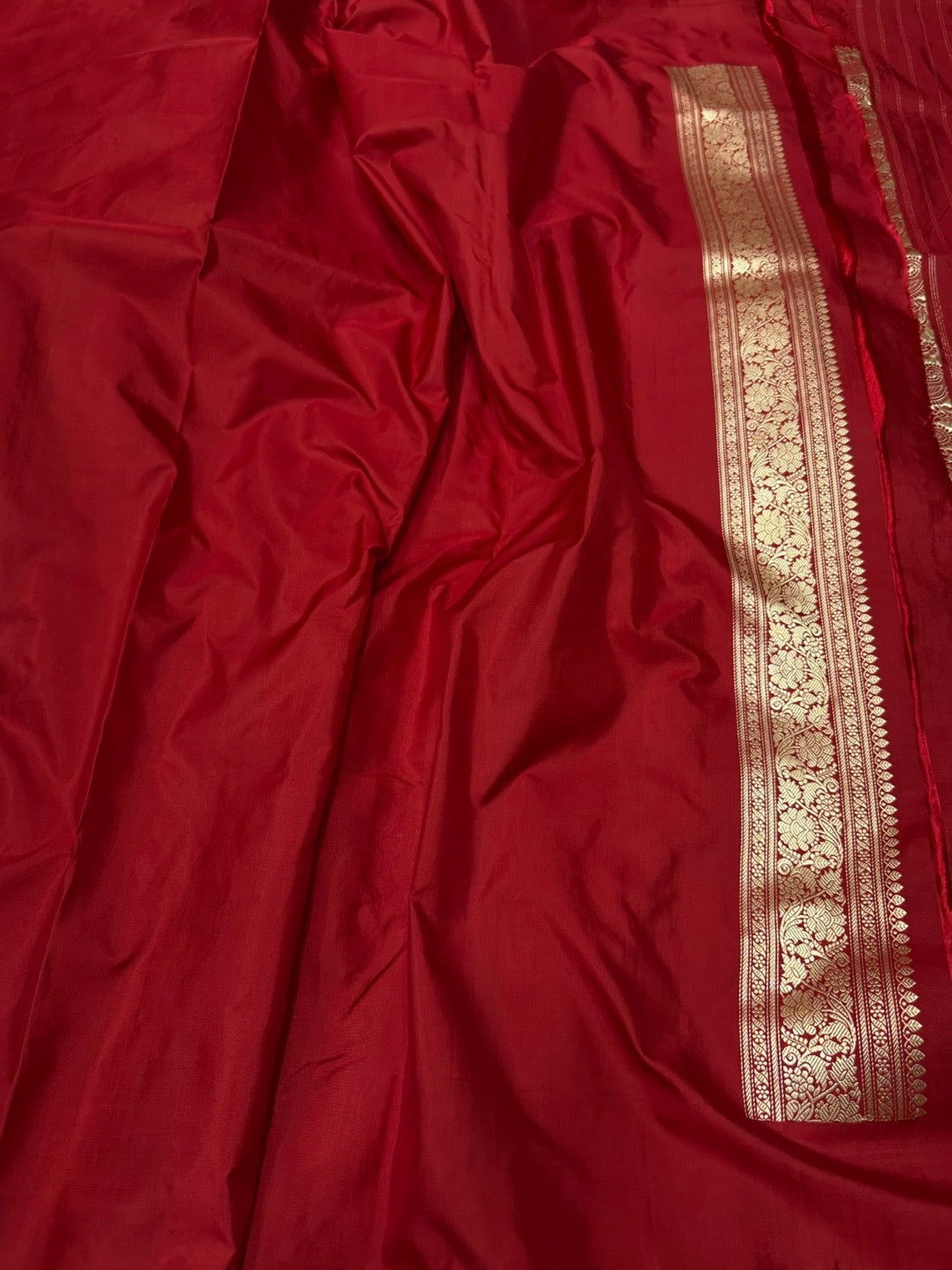 Red Handwoven Pure Banarasi Silk Saree
