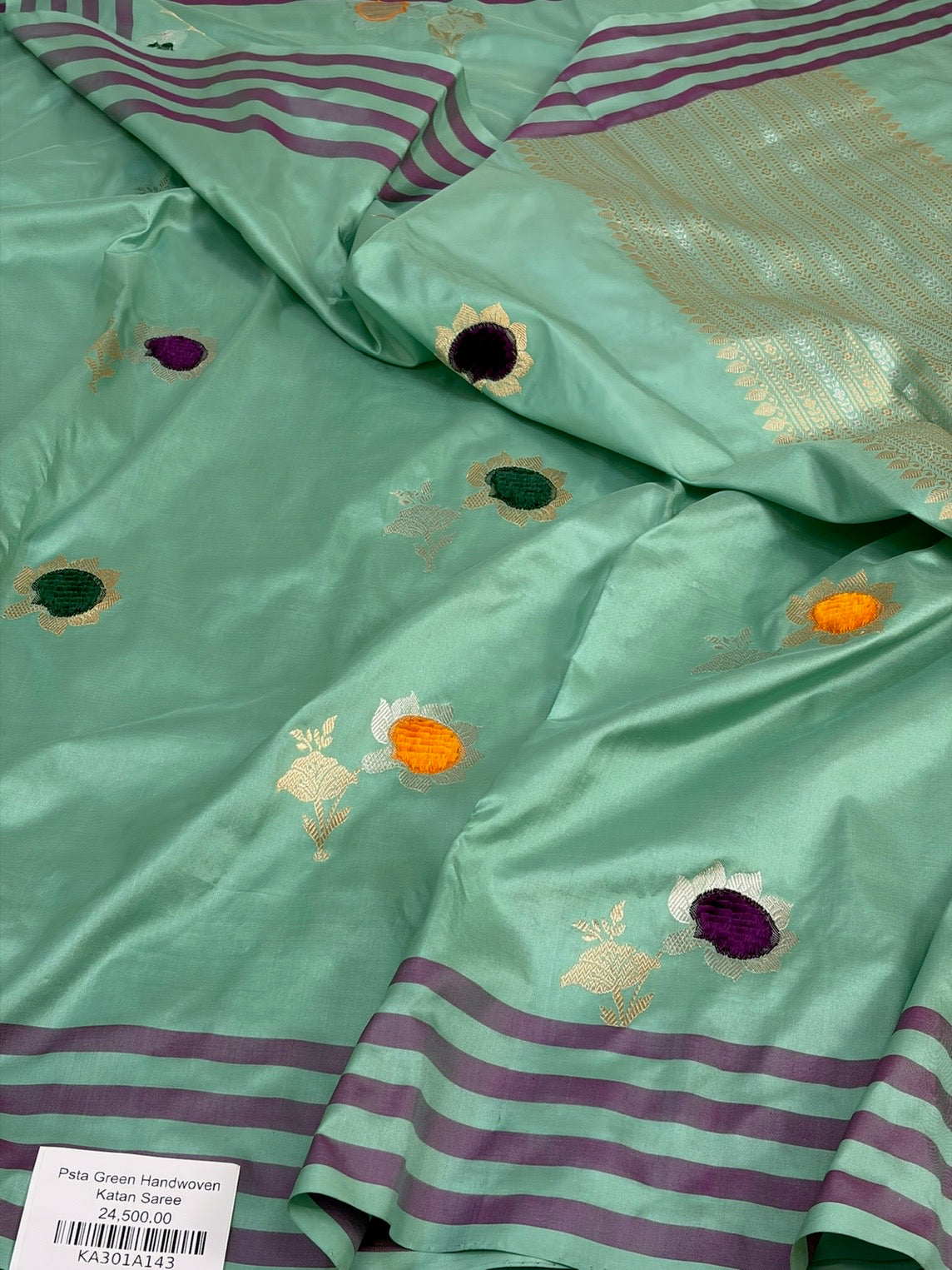 Pista Green Handwoven Pure Banarasi Katan Silk Saree
