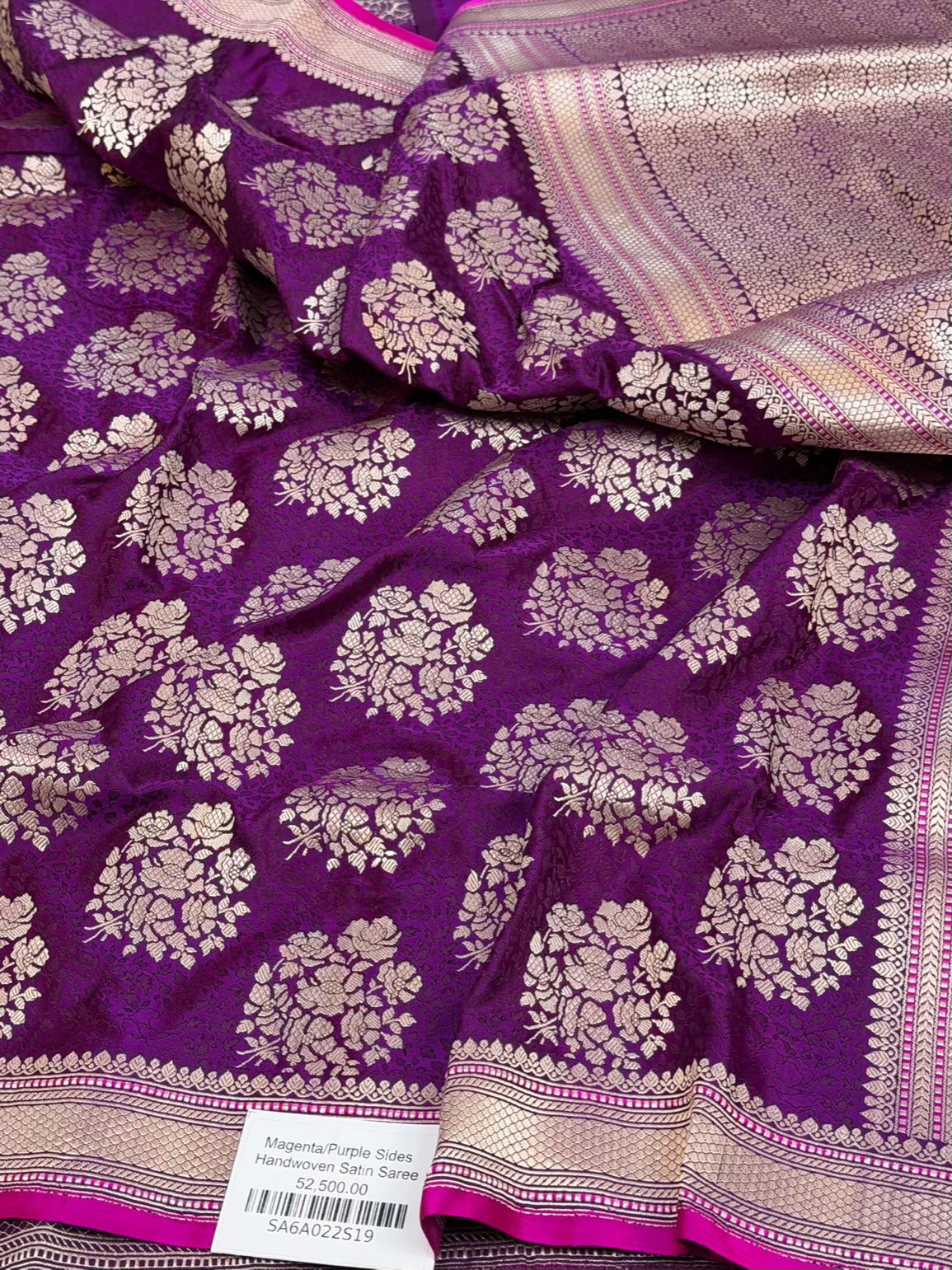 Magenta Handwoven Pure Banarasi Satin Silk Saree