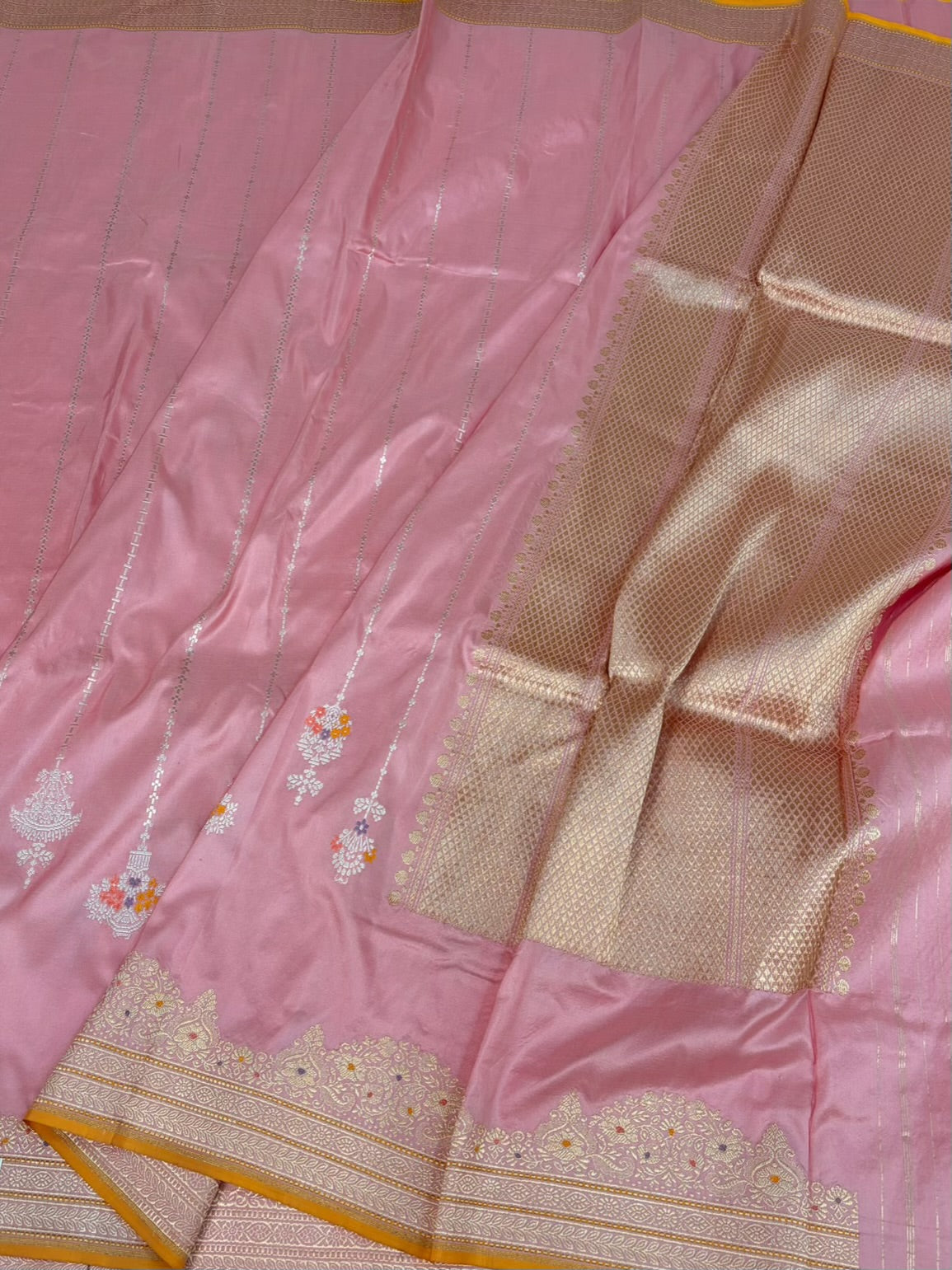 Baby Pink Handwoven Pure Banarasi Katan Silk Saree