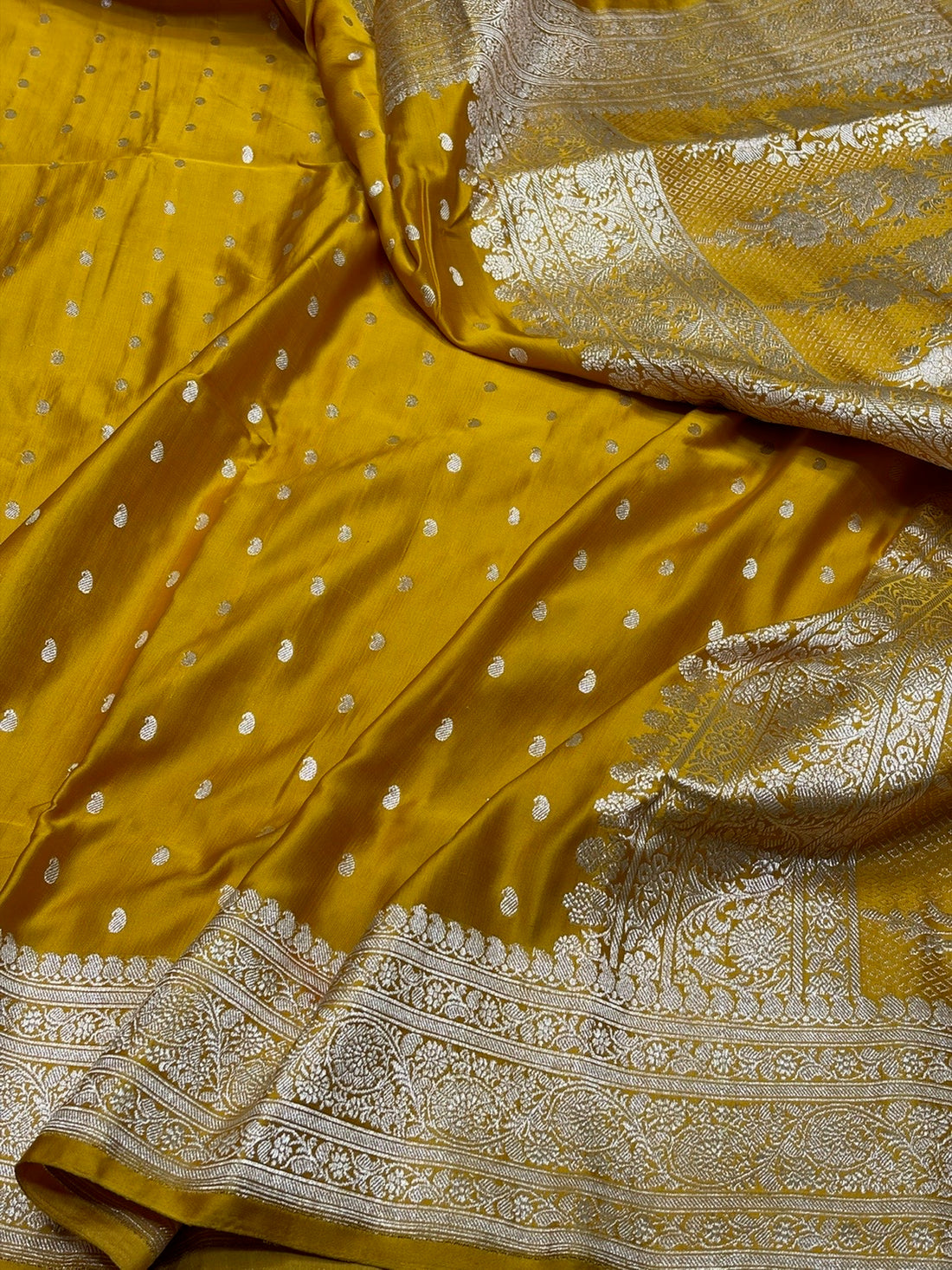 Yellow Vintage Banarasi Pure Satin Silk Brocade Saree – Luxury Cutwork Wedding &amp; Festive Saree