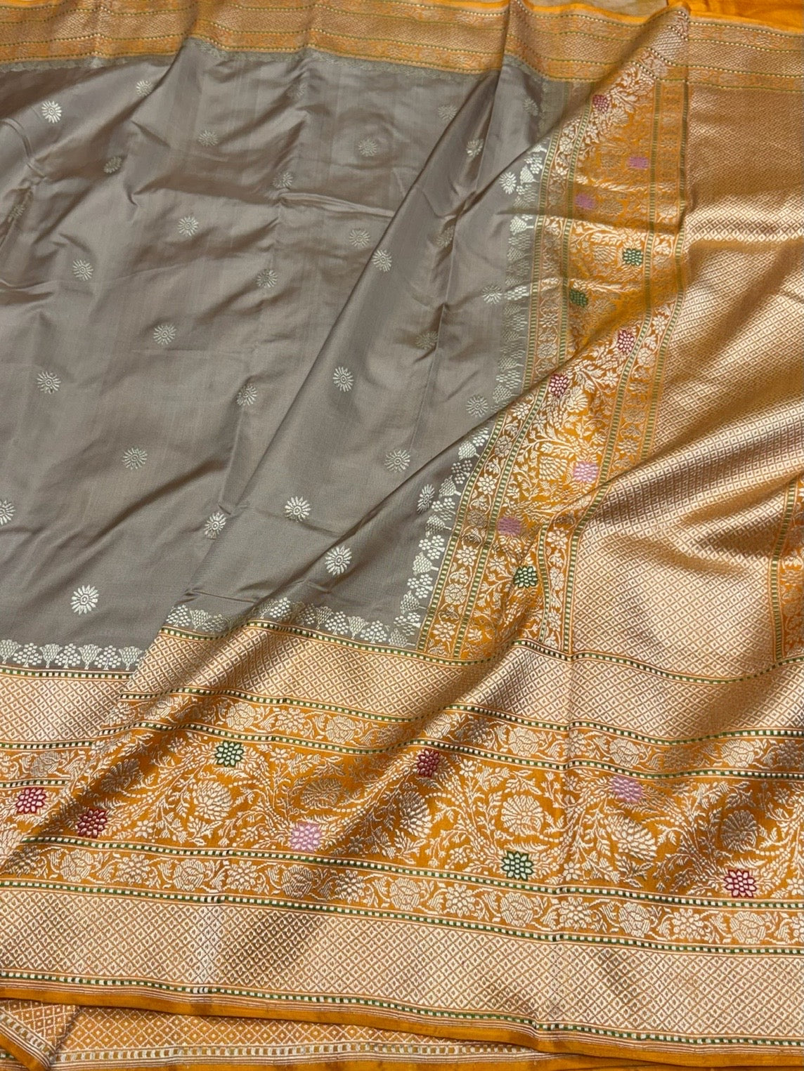 Chiku &amp; Orange Handwoven Pure Banarasi Ektara Silk Saree