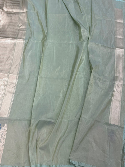 Pastel Mint Green Handwoven Pure Banarasi Tissue Silk Saree – Kadwa Weave | Lightweight Katan-Tissue Silk | Modern Skirt Design