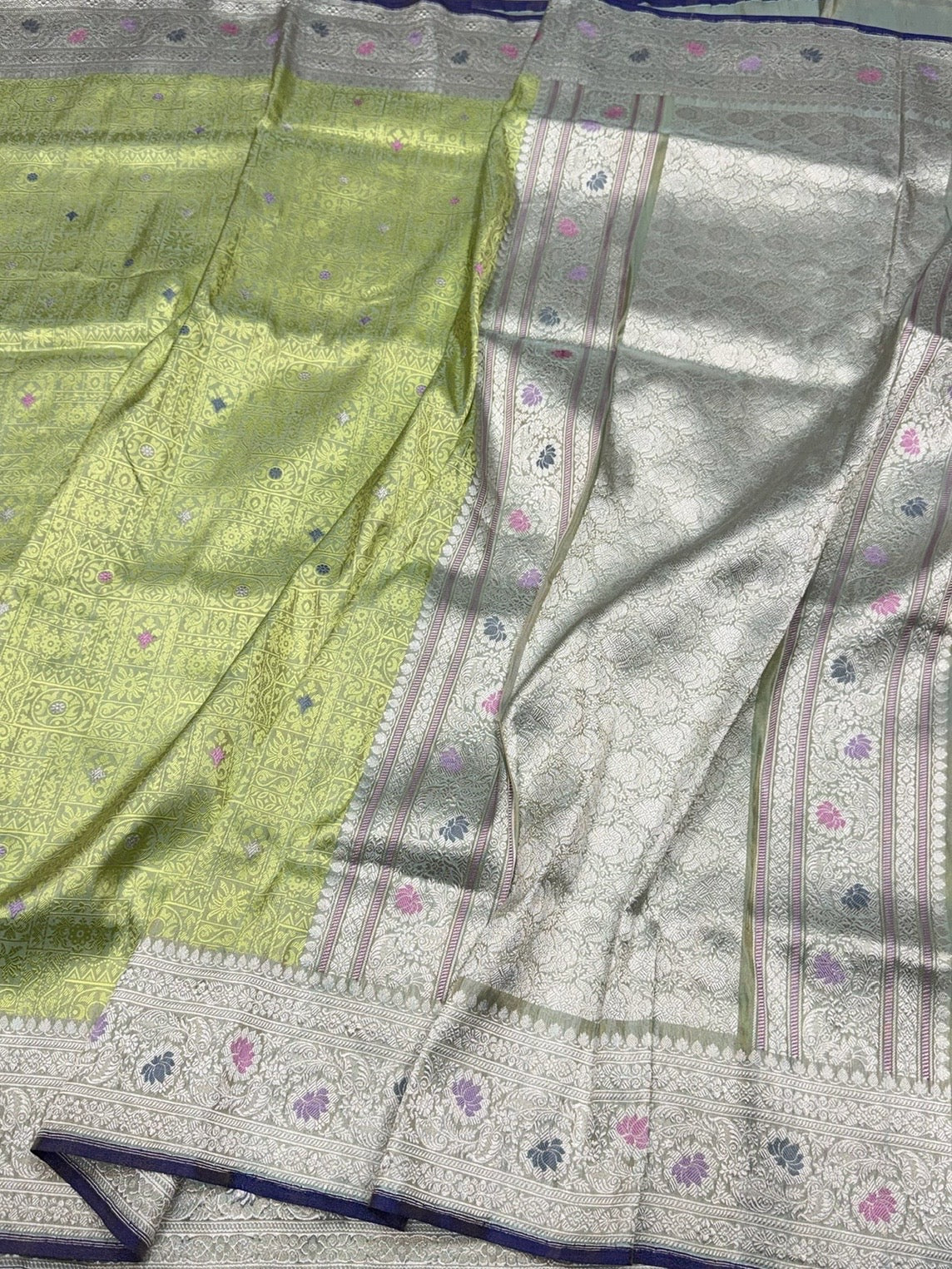 Handwoven Pure Banarasi Tissue Silk Saree – Kadwa Weave in 100% Tissue Silk