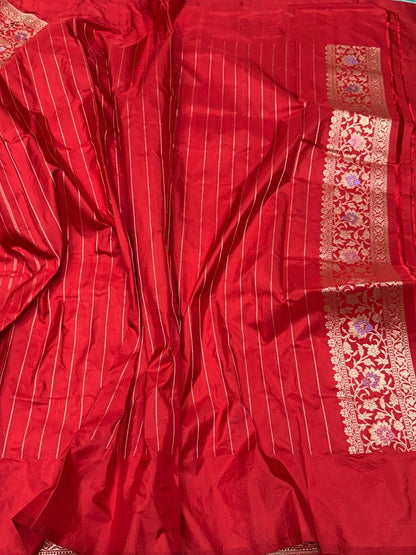 Red Handwoven Pure Banarasi Silk Saree in Kadwa Weave – Katan Mulberry Silk