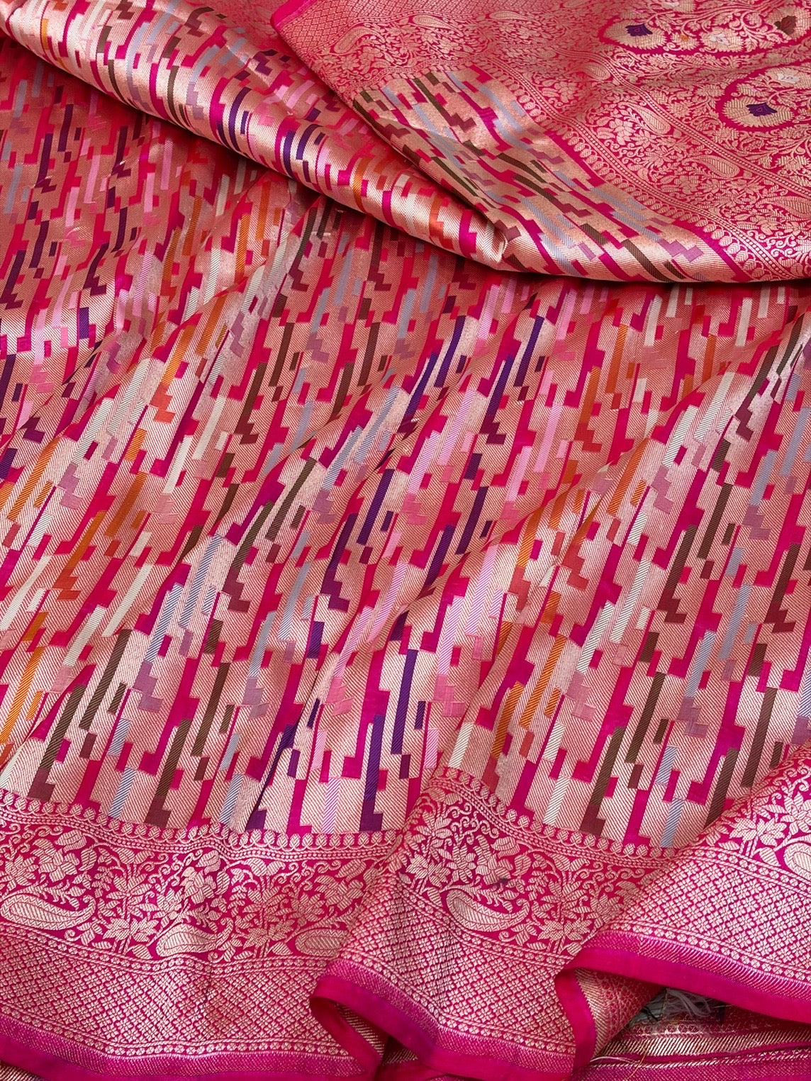 Rani Pink Rangkaat Banarasi Pure Katan Silk Saree