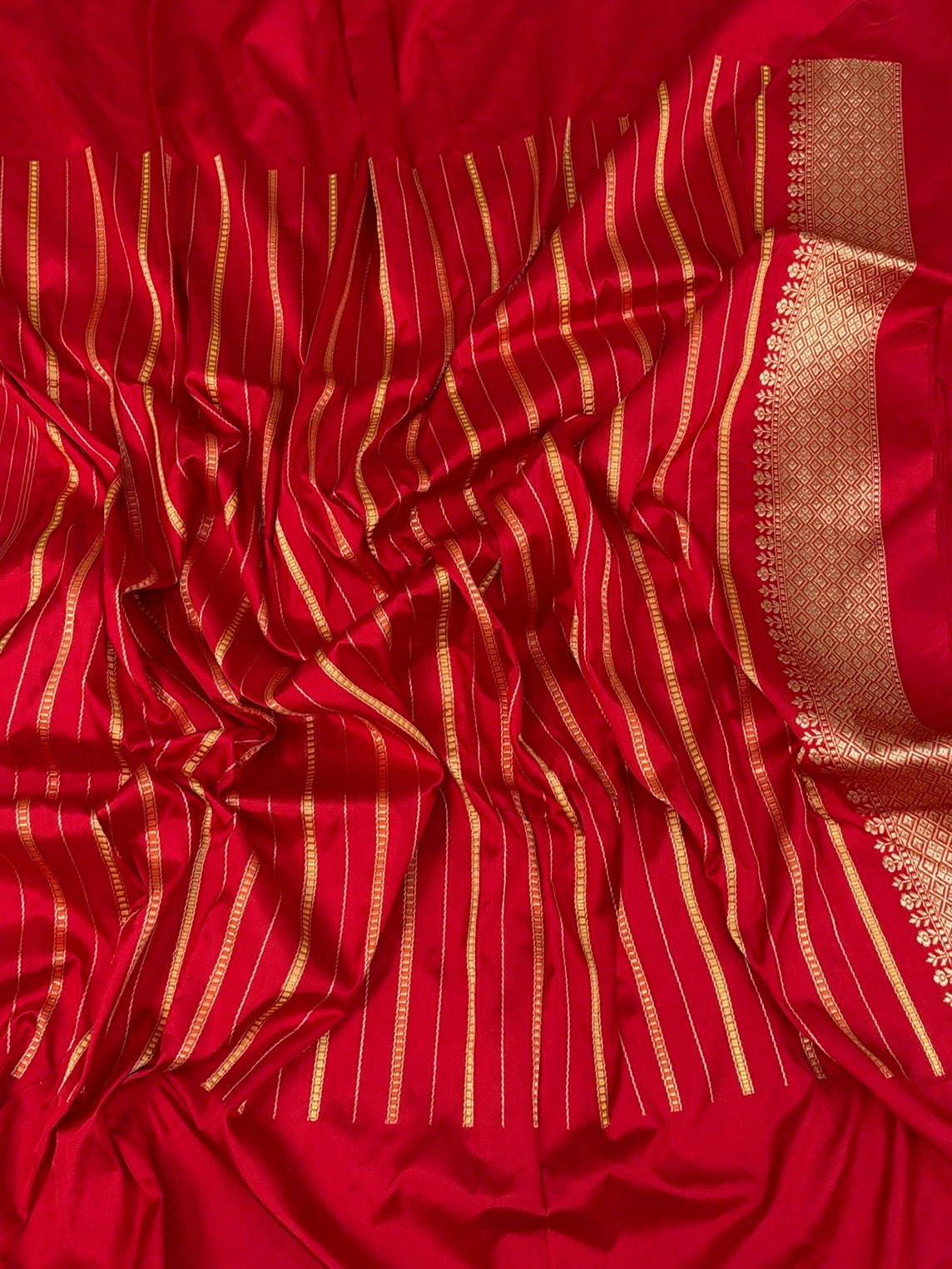 Red Handwoven Pure Banarasi Ektara Silk Saree