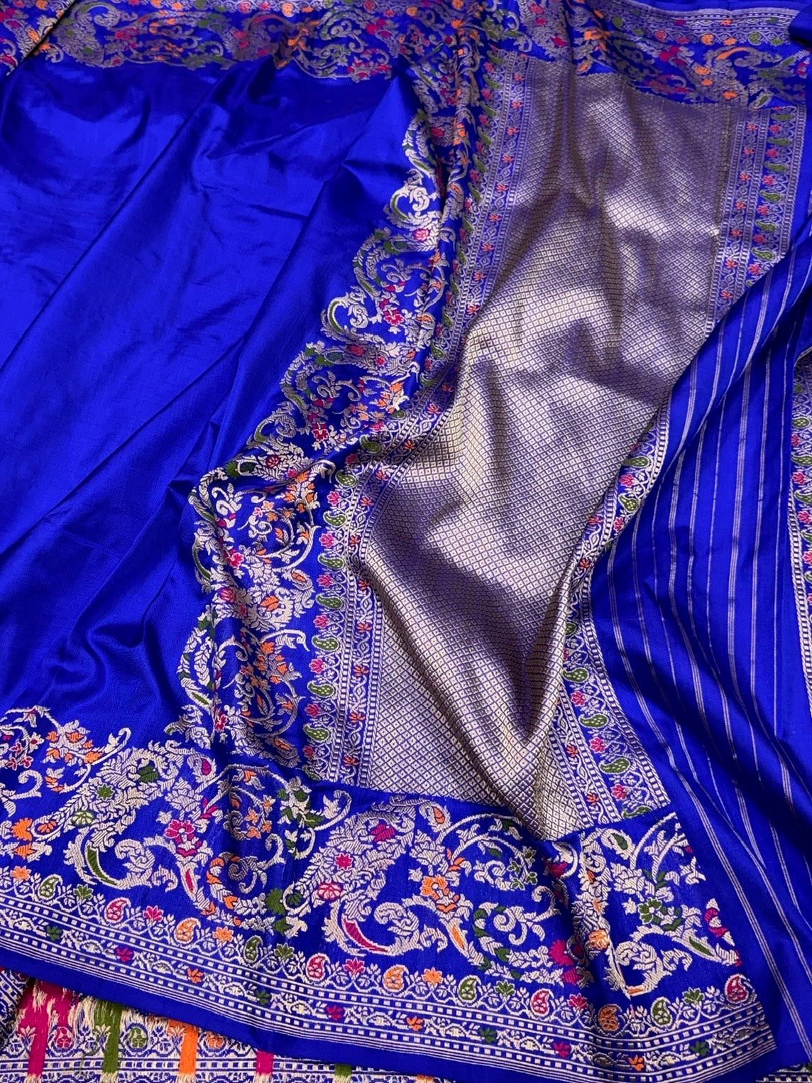 Royal Blue Pure Banarasi Katan Silk Saree – Handwoven Kadwa Booti