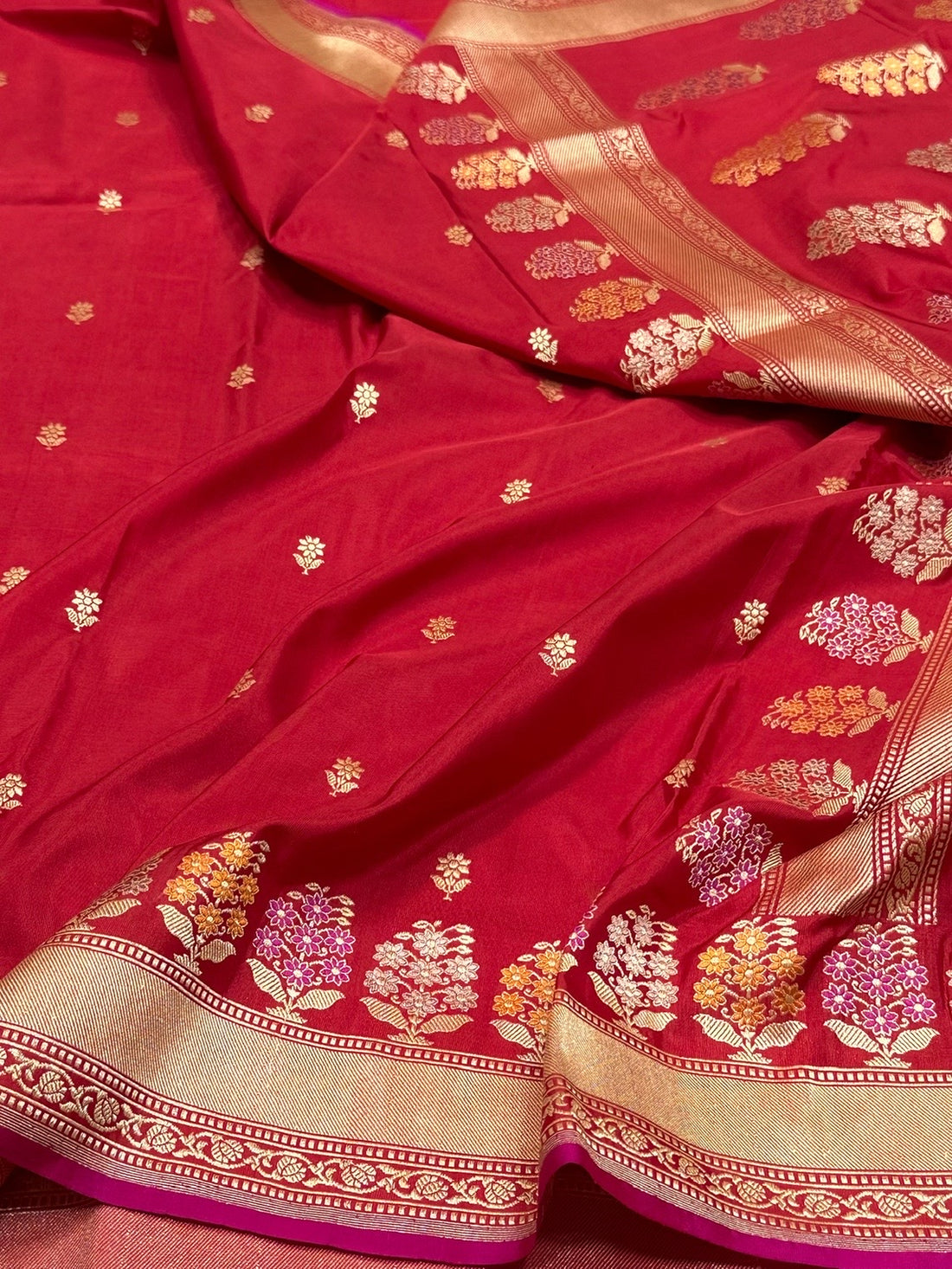 Red Handwoven Banarasi Pure Silk Saree