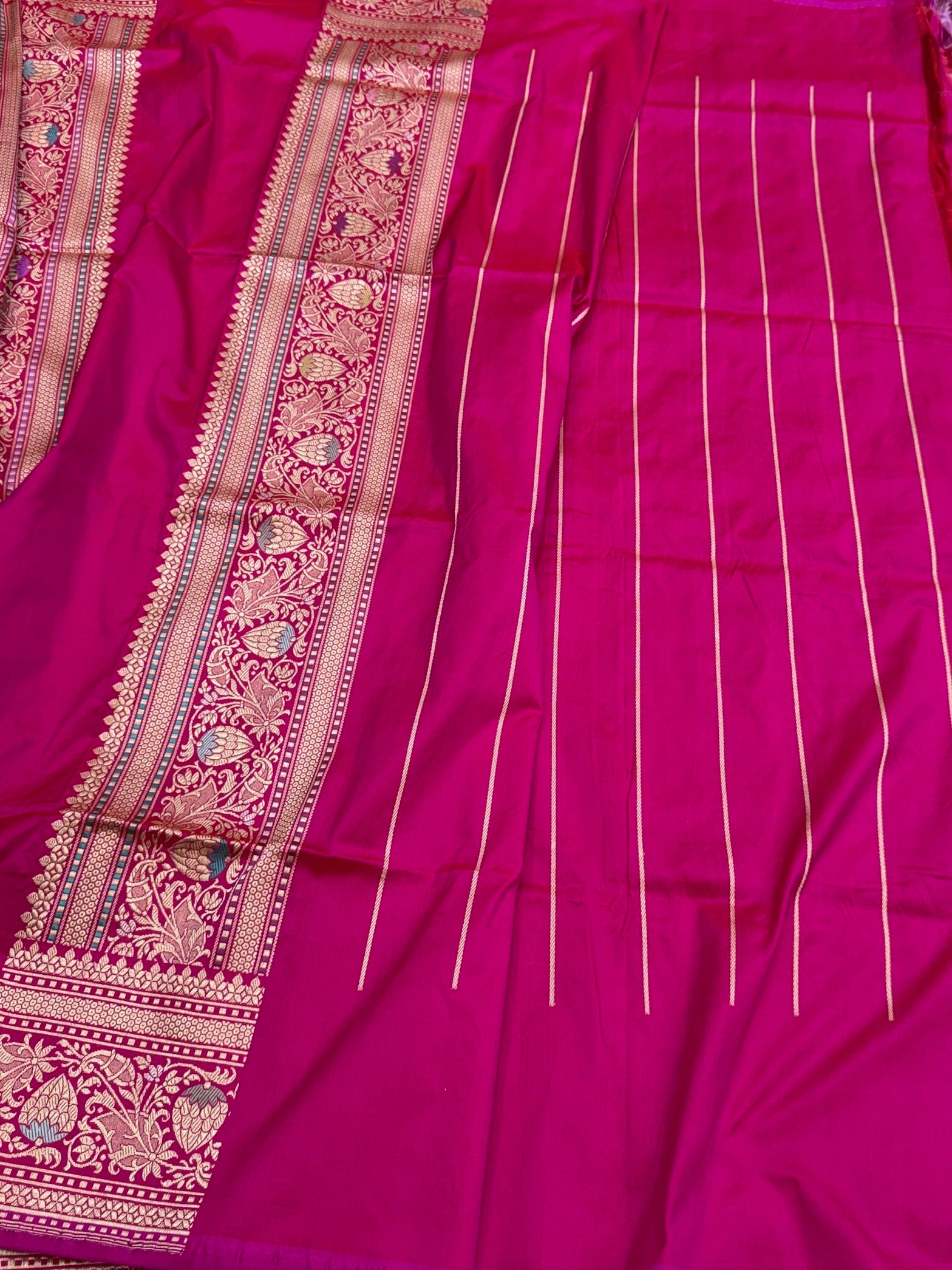 Rani Pink Handwoven Pure Banarasi Silk Saree