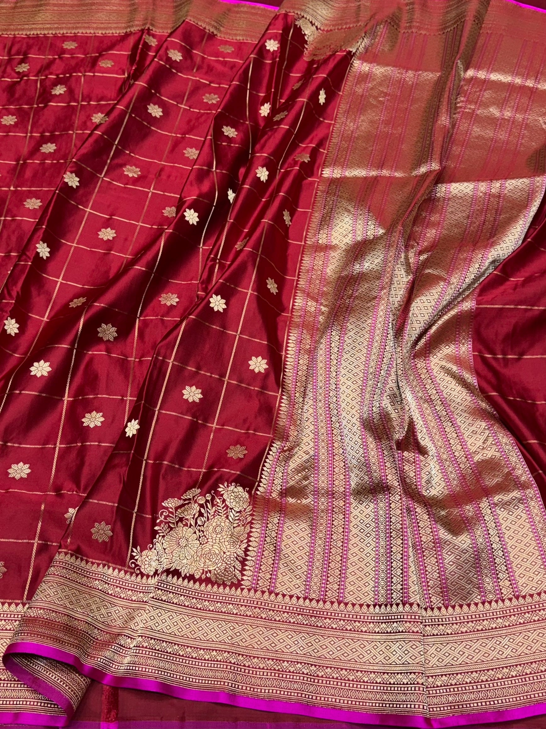 Red Handwoven Pure Banarasi Satin Silk Saree – Luxurious Satin Silk with Kadwa Weave
