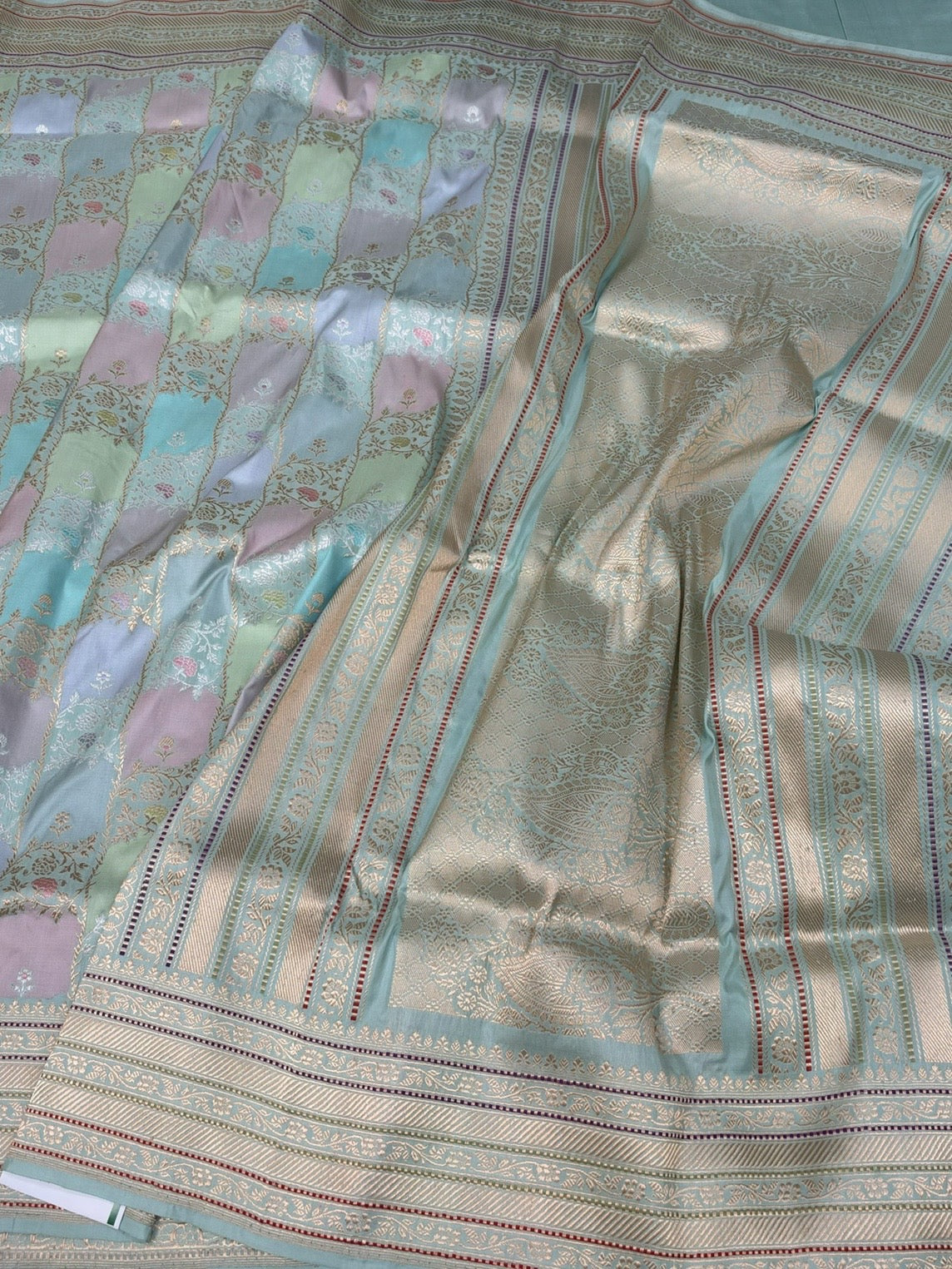 Powder Blue Handwoven Rangkaat Pure Banarasi Silk Saree