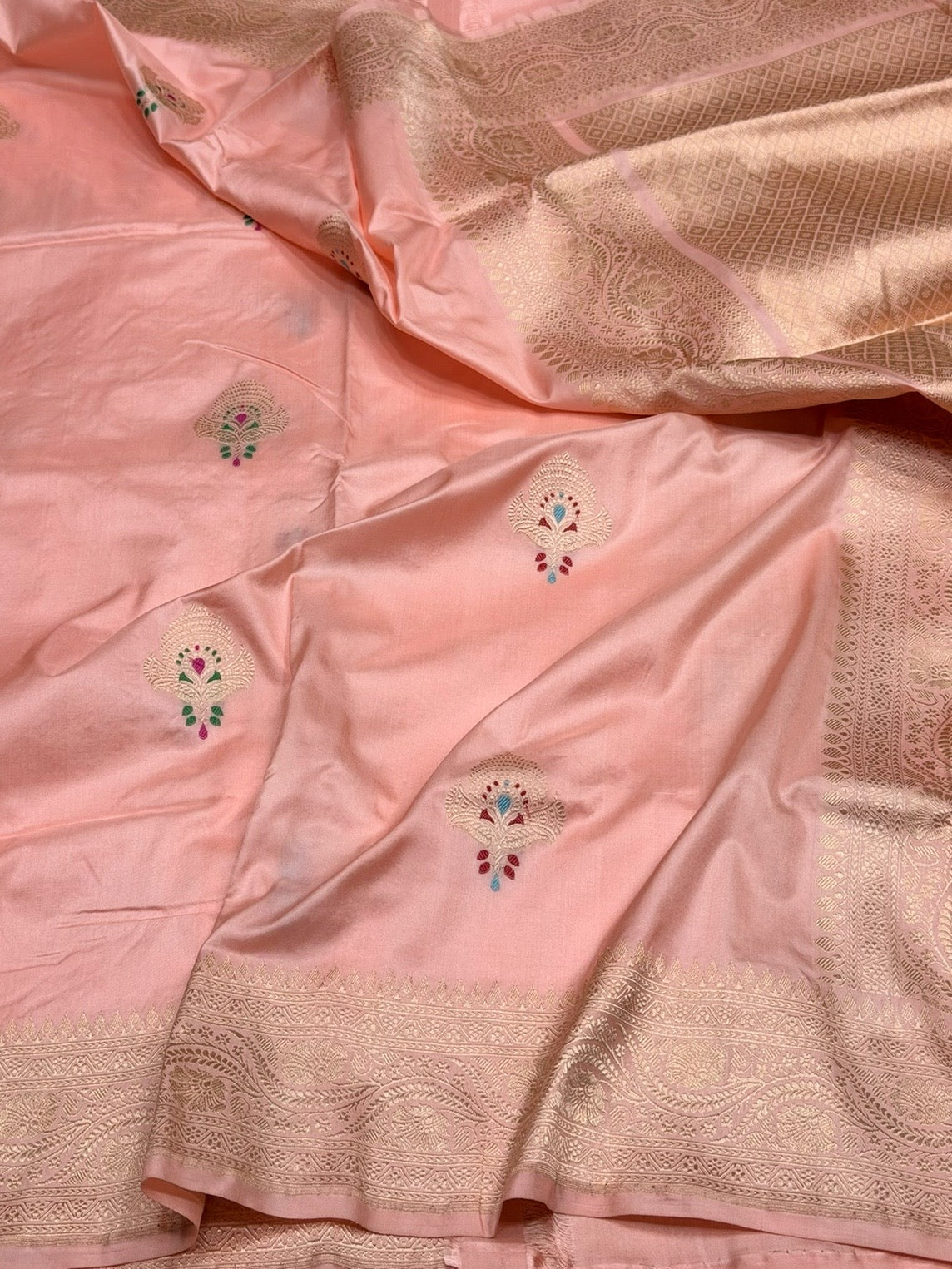 Peach Handwoven Pure Banarasi Silk Saree in Kadwa Weave