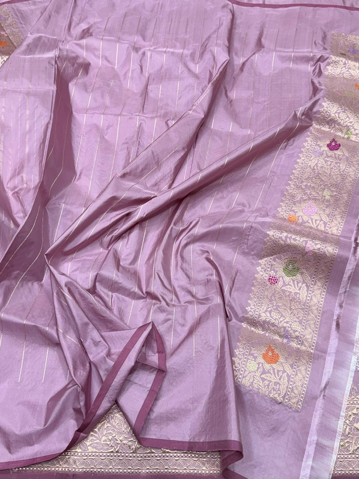 Lilac Handwoven Pure Banarasi Silk Saree – Luxury Kadwa Handloom Wedding &amp; Festive Saree