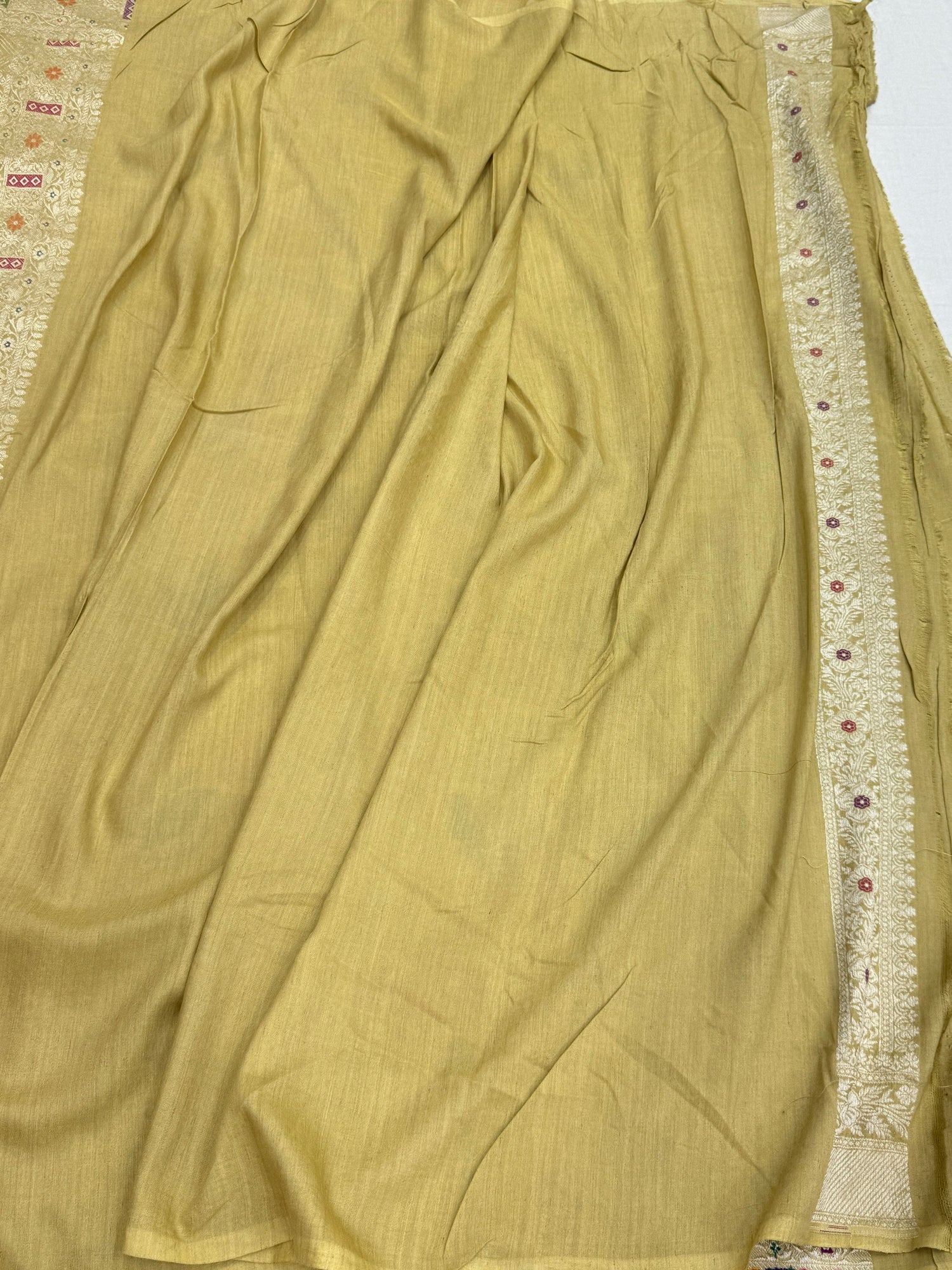 Pista Banarasi Pure Tussar Georgette Saree