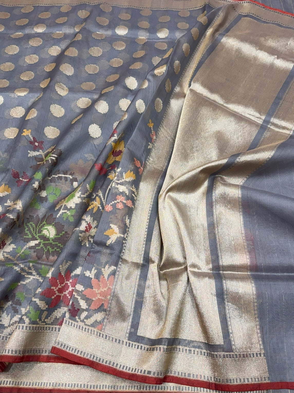 Grey Handwoven Pure Organza Jamdani Saree