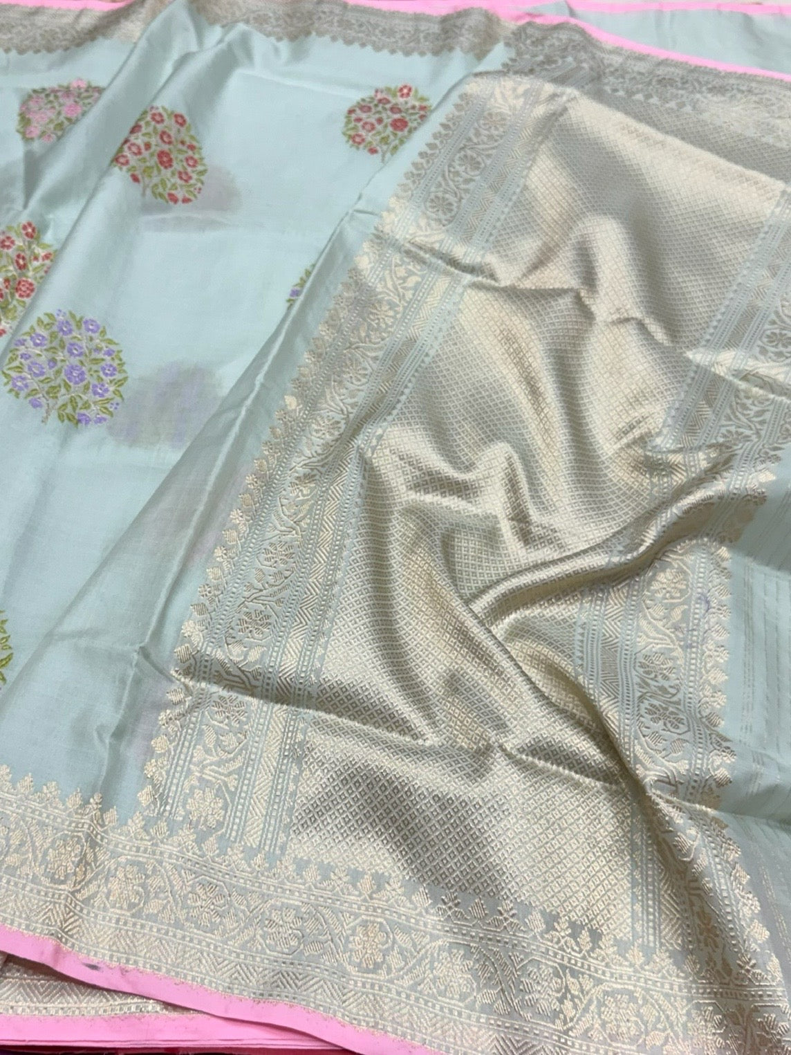 Pista Handwoven Pure Organza Silk Saree