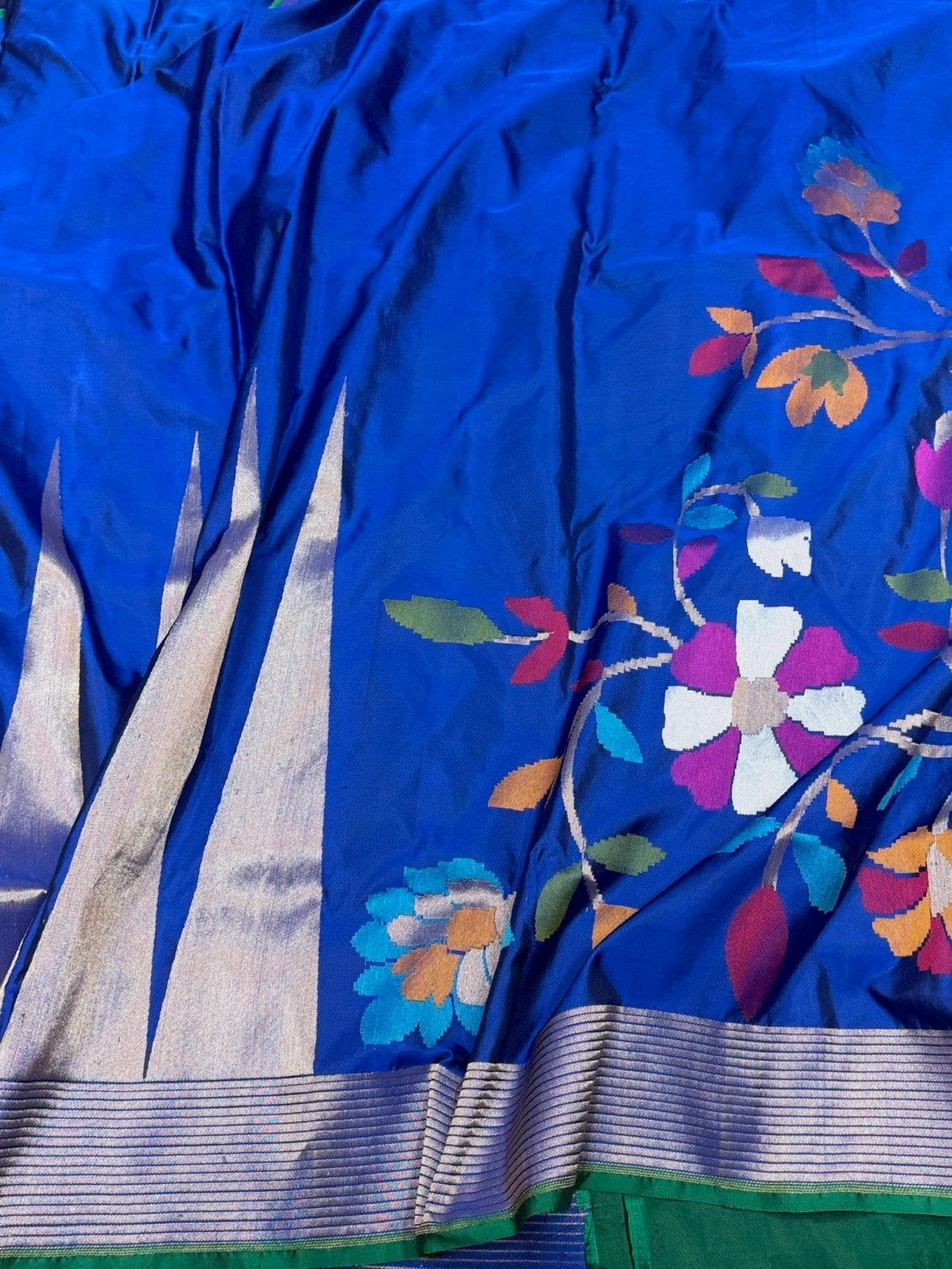 Royal Blue Handwoven Banarasi Pure Silk Saree
