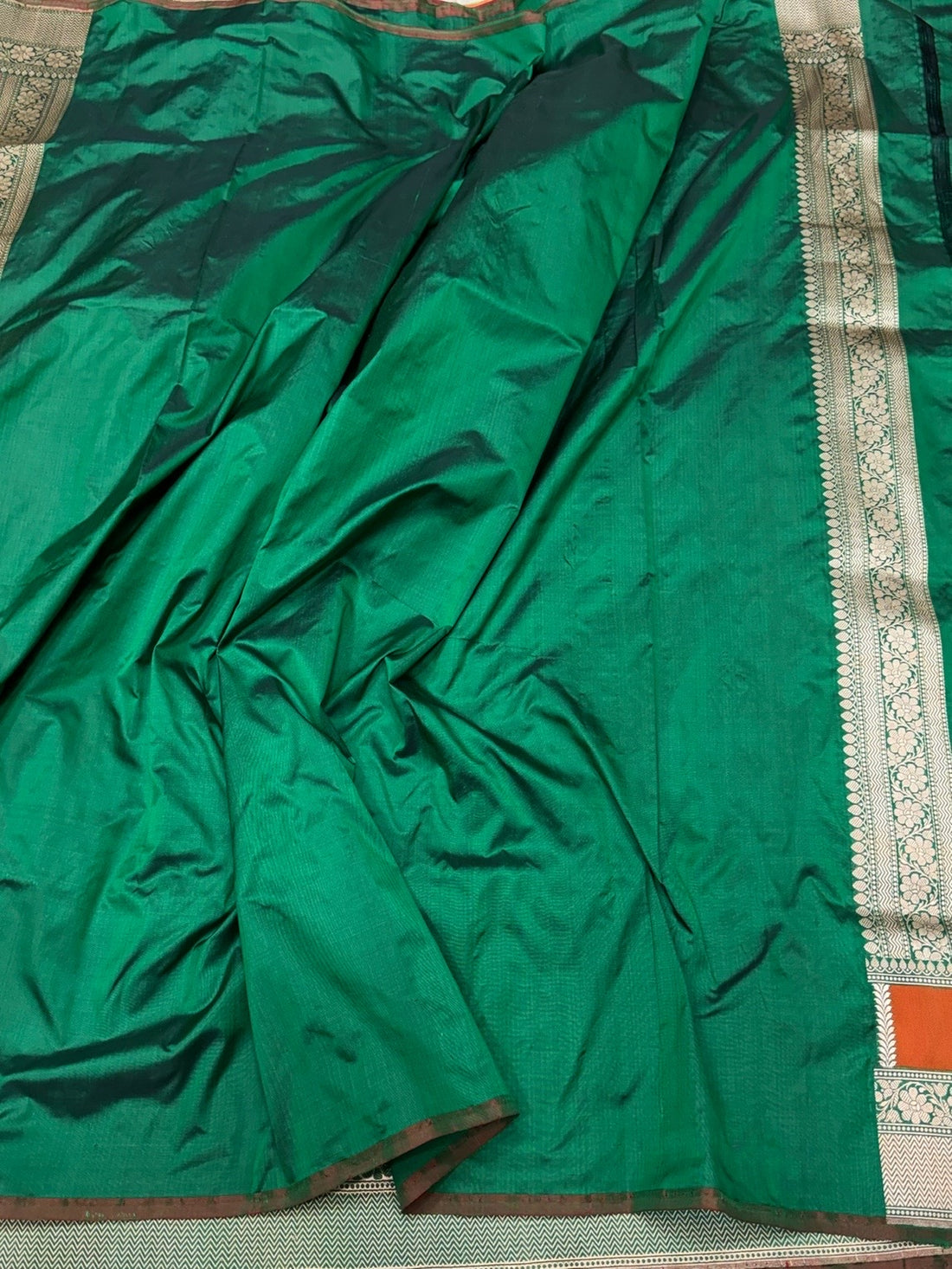 Green Handwoven Pure Banarasi Silk Saree | Pure Katan Silk | Kadwa Weave | HMR Handlooms
