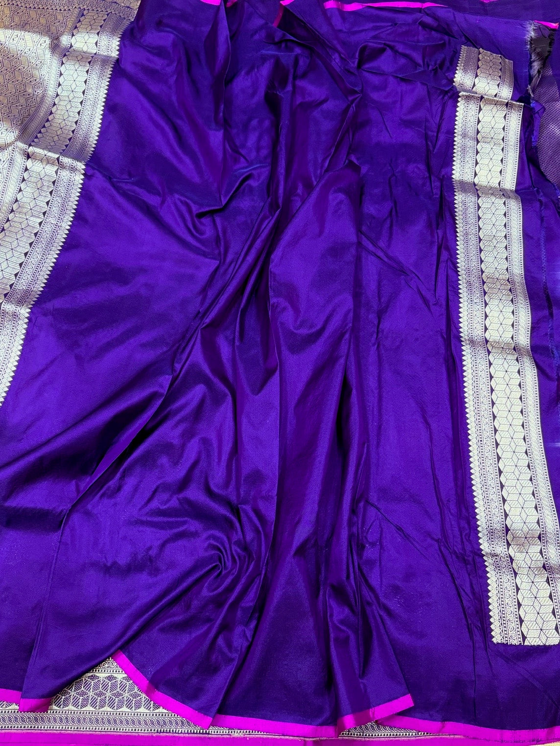 Purple Handwoven Pure Banarasi Silk Brocade Saree