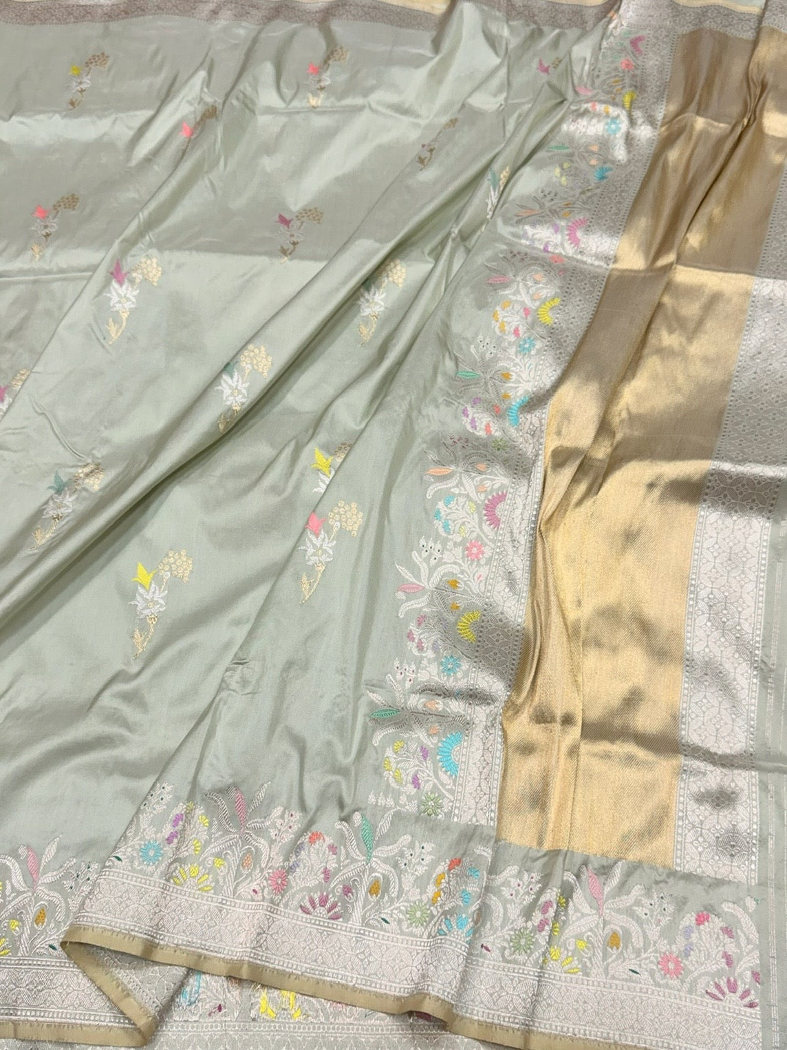 Pista Handwoven Pure Banarasi Silk Saree