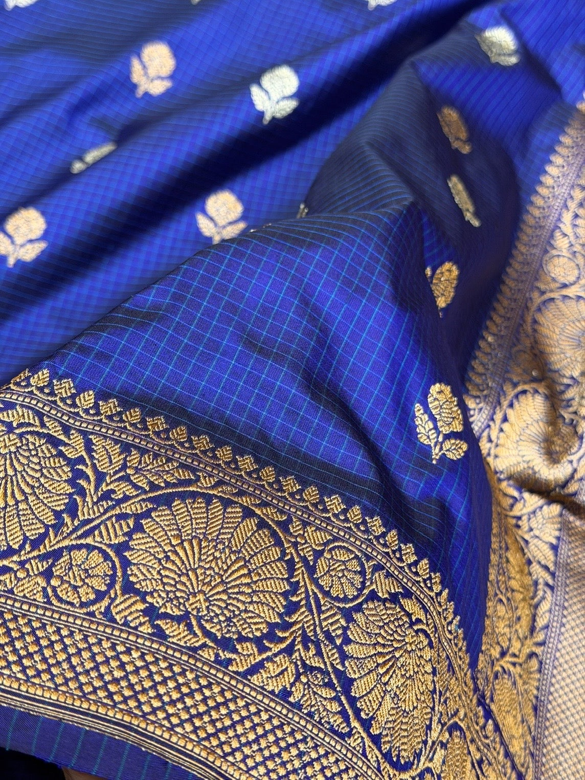 Handwoven Pure Banarasi Saree in Katan Silk – Traditional Checks Weave