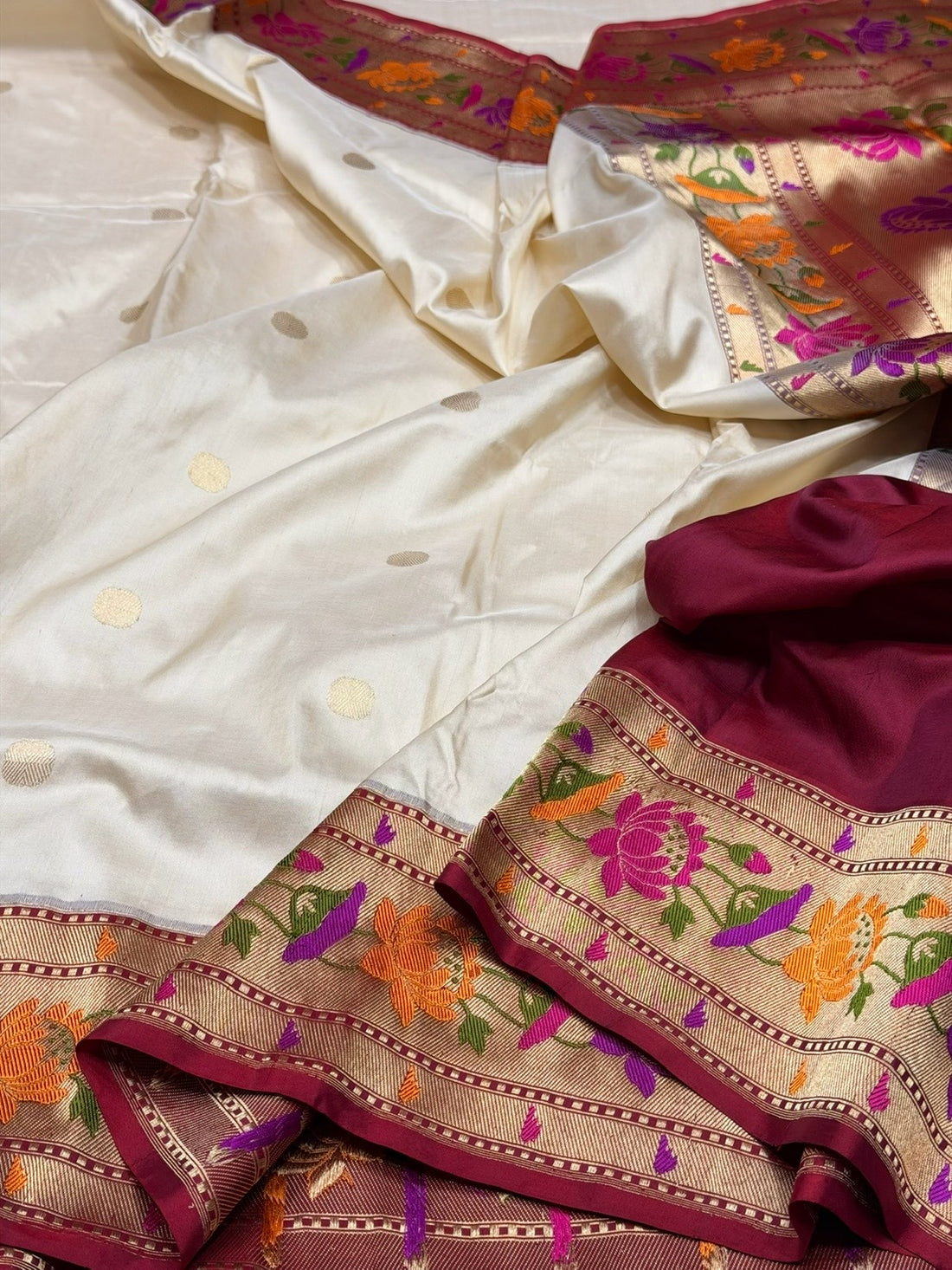 Ivory Handwoven Pure Banarasi Silk Saree with Paithni Border – Kadwa Weave in Katan Silk