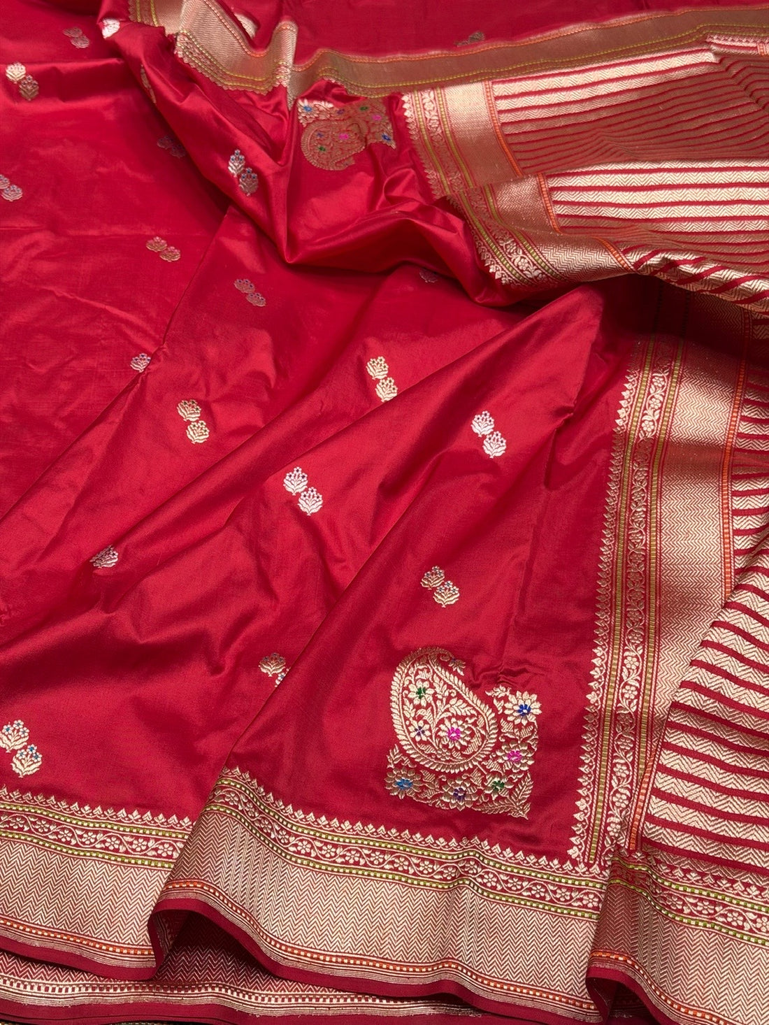 Red Handwoven Pure Banarasi Silk Saree in Kadwa Weave | Authentic Katan Mulberry Silk