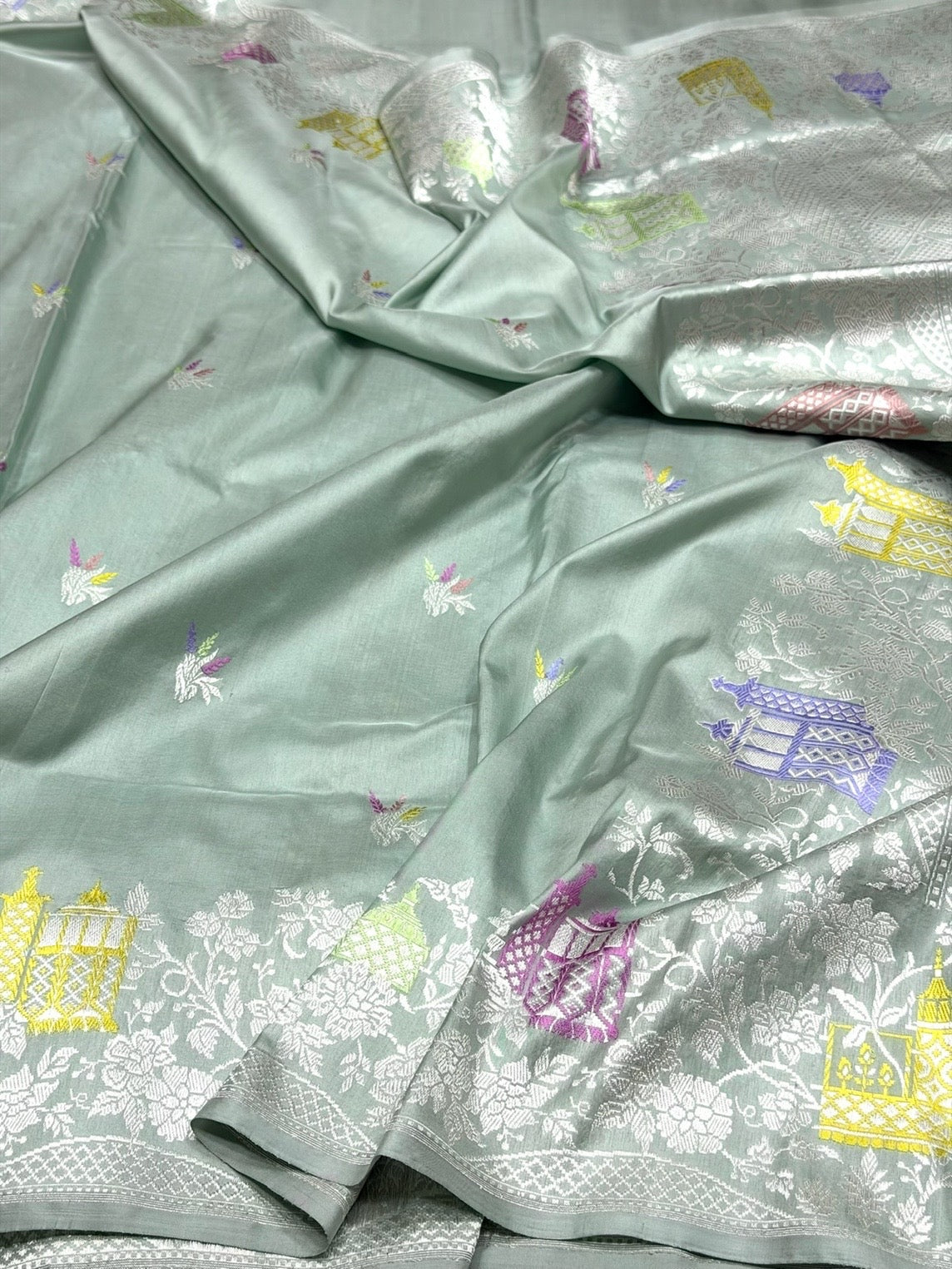 Powder Blue Handwoven Pure Banarasi Silk Saree